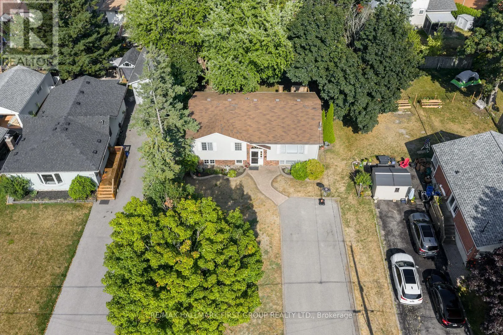 255 GIBBONS STREET