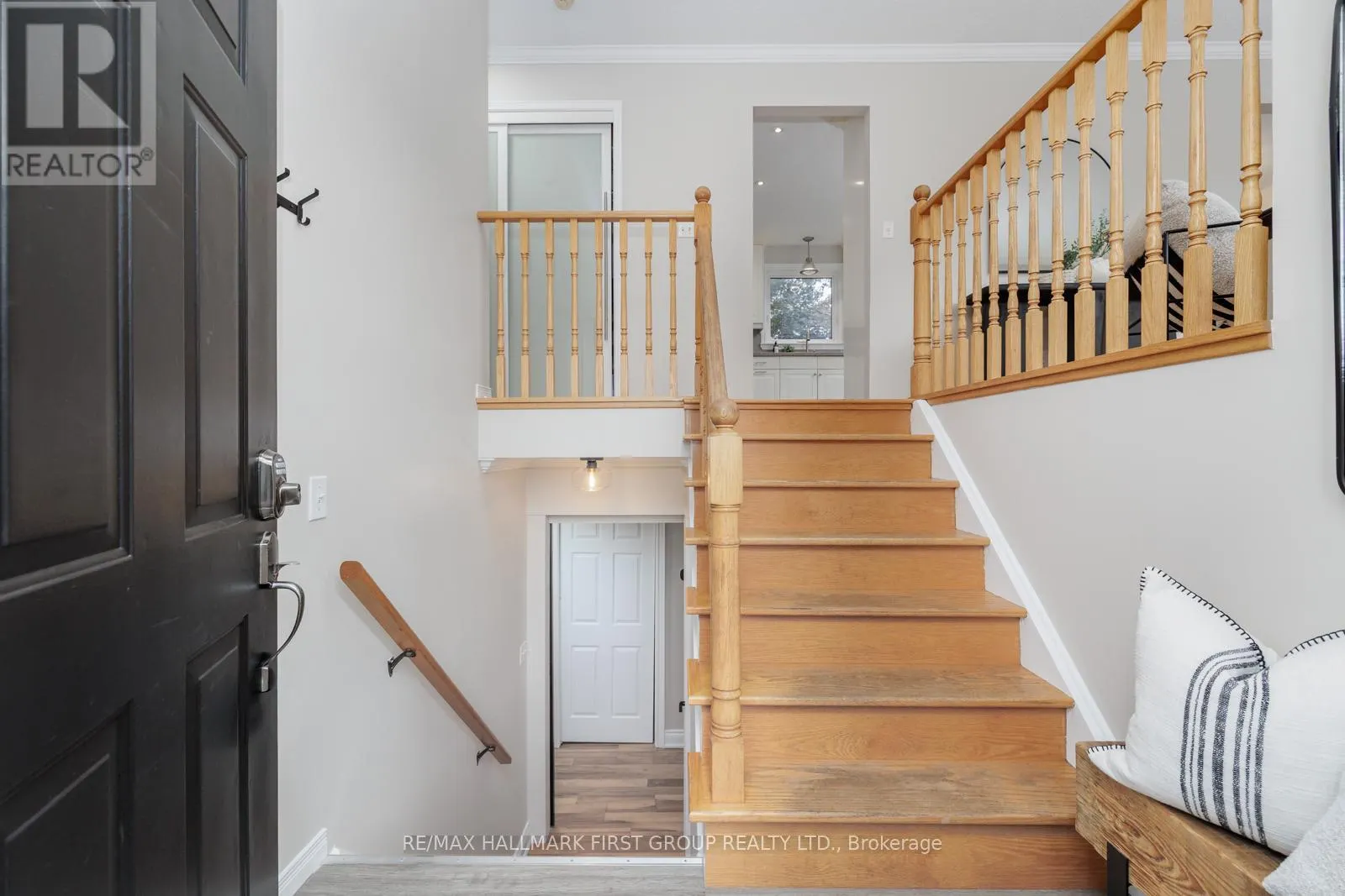 255 GIBBONS STREET