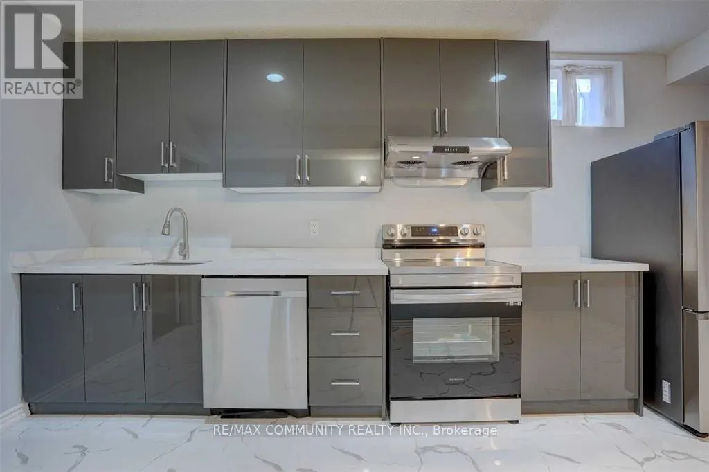 BSMT - 208 TWYN RIVERS DRIVE
