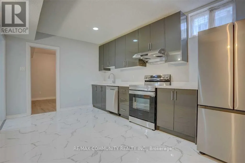 BSMT - 208 TWYN RIVERS DRIVE