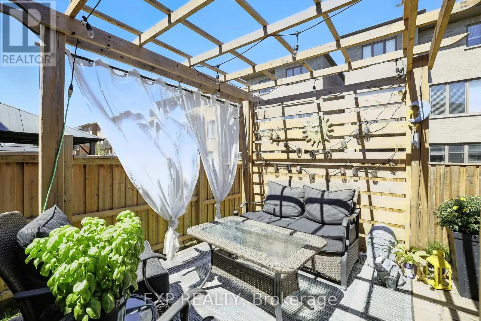 128 VANIER STREET