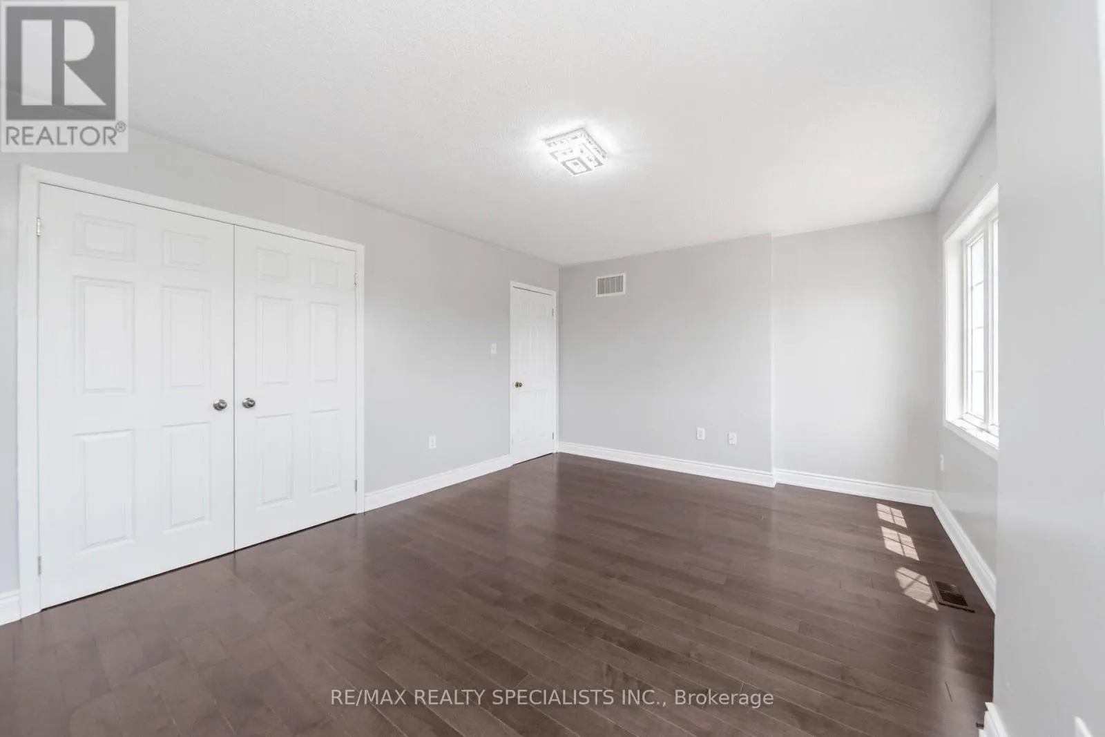 91 LAPRADE SQUARE