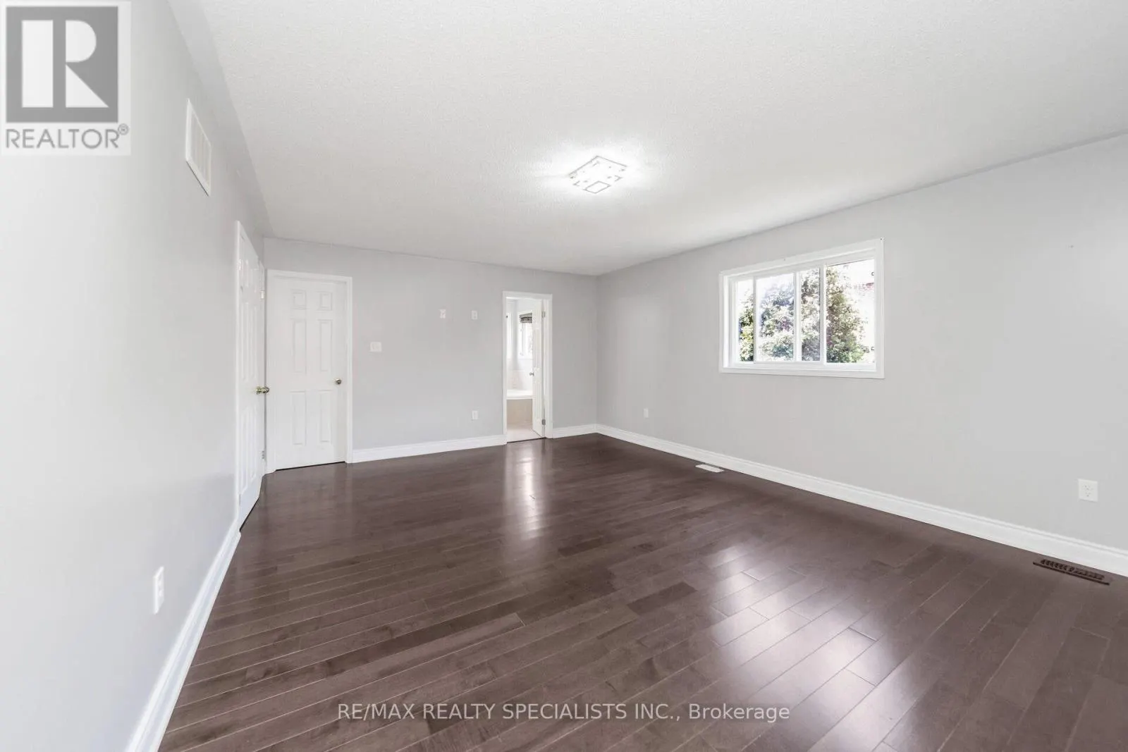 91 LAPRADE SQUARE