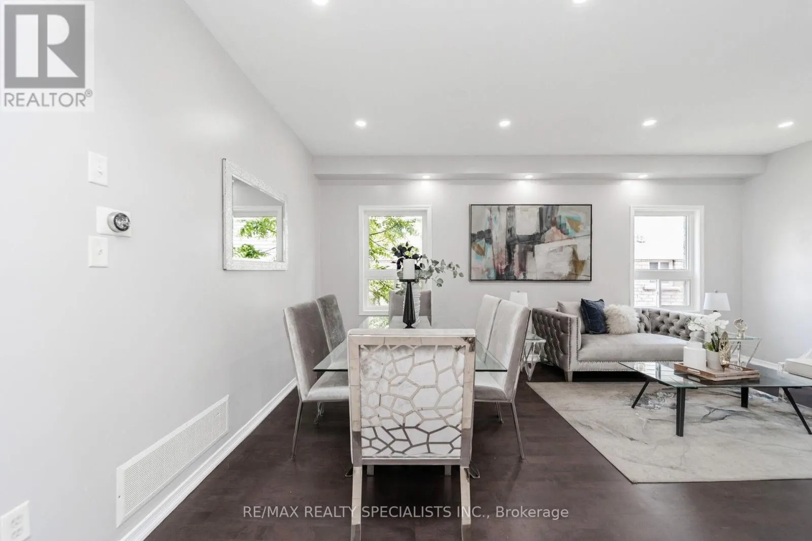91 LAPRADE SQUARE