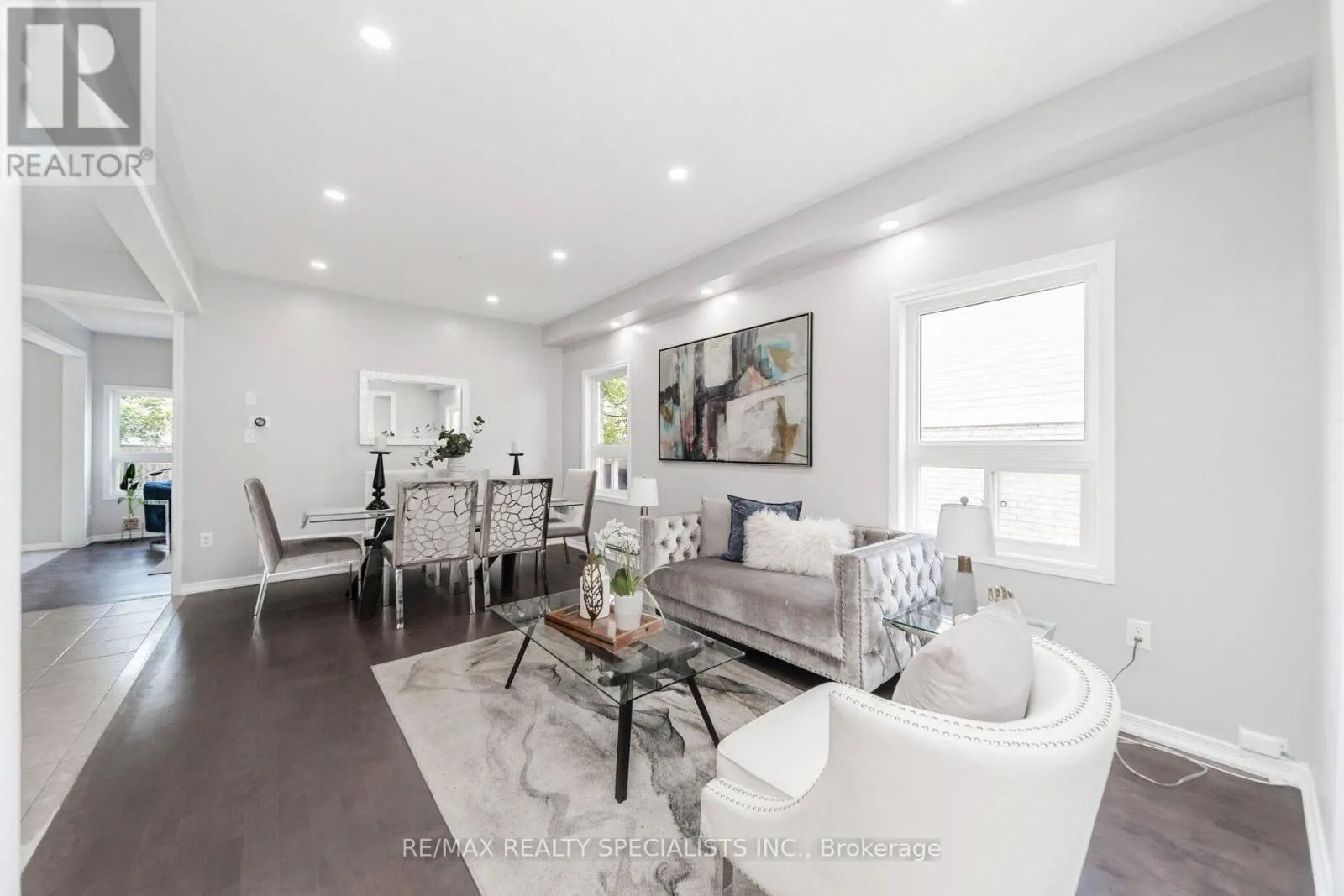 91 LAPRADE SQUARE