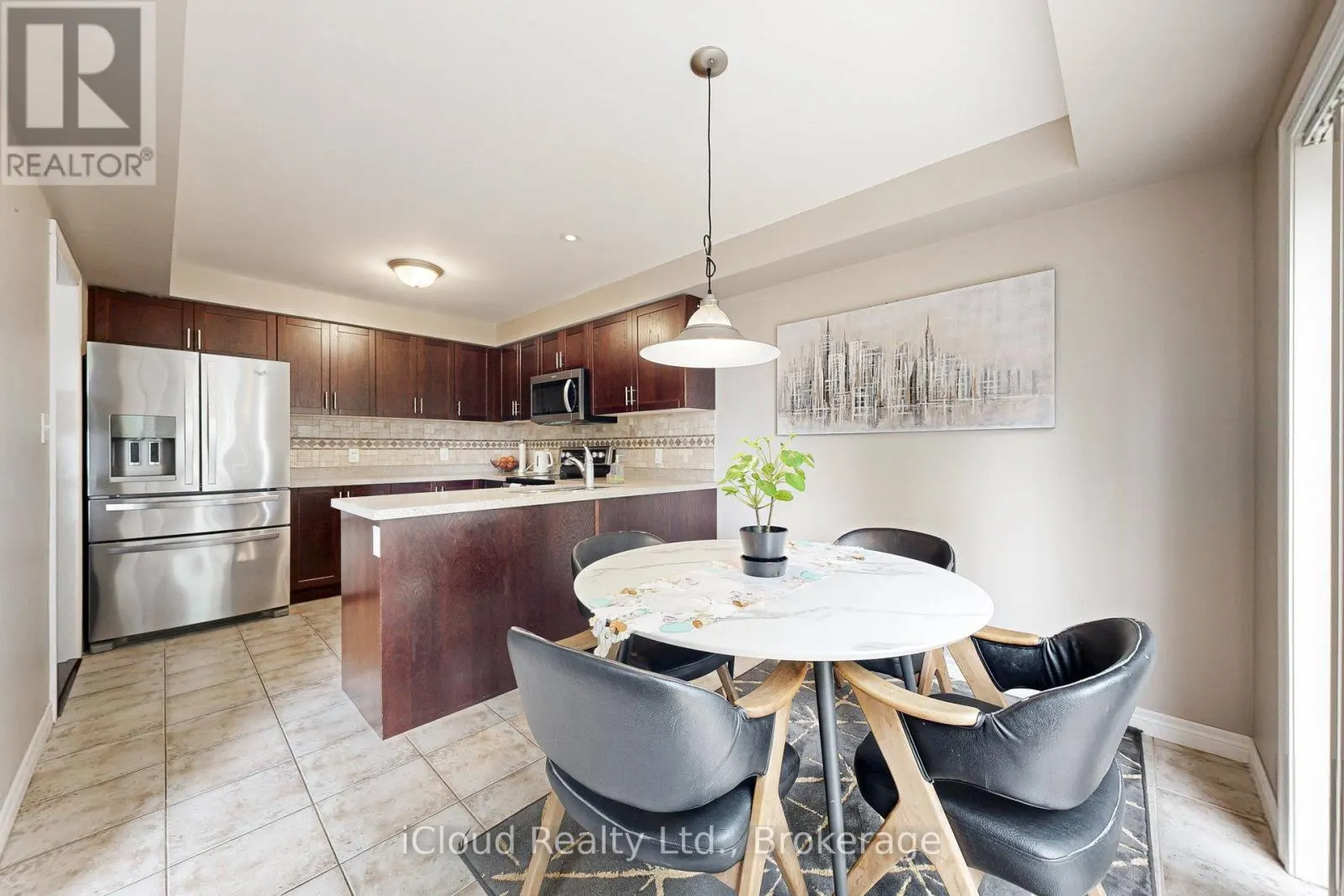 62 MCMANN CRESCENT