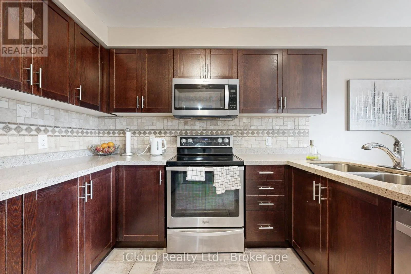 62 MCMANN CRESCENT