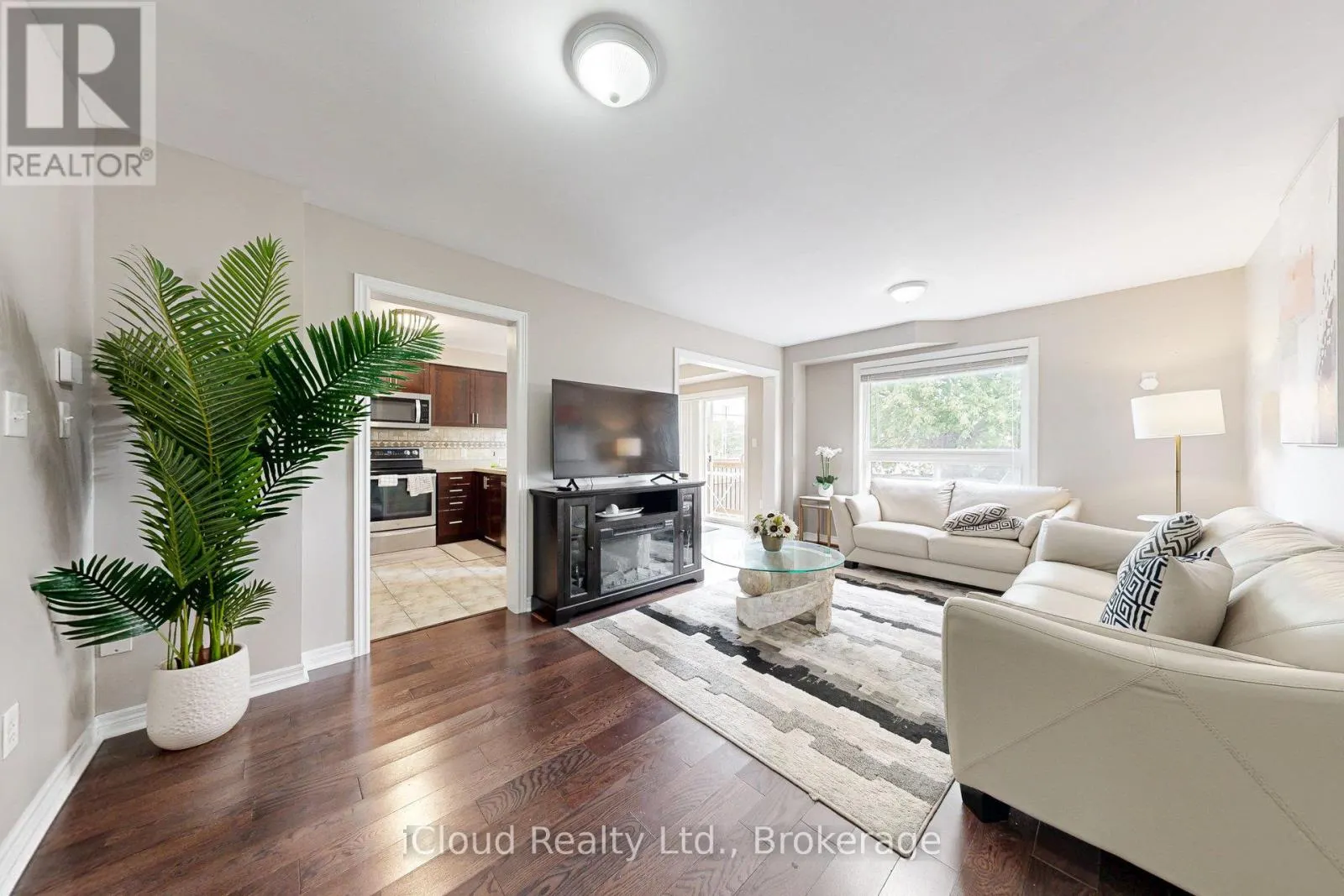 62 MCMANN CRESCENT
