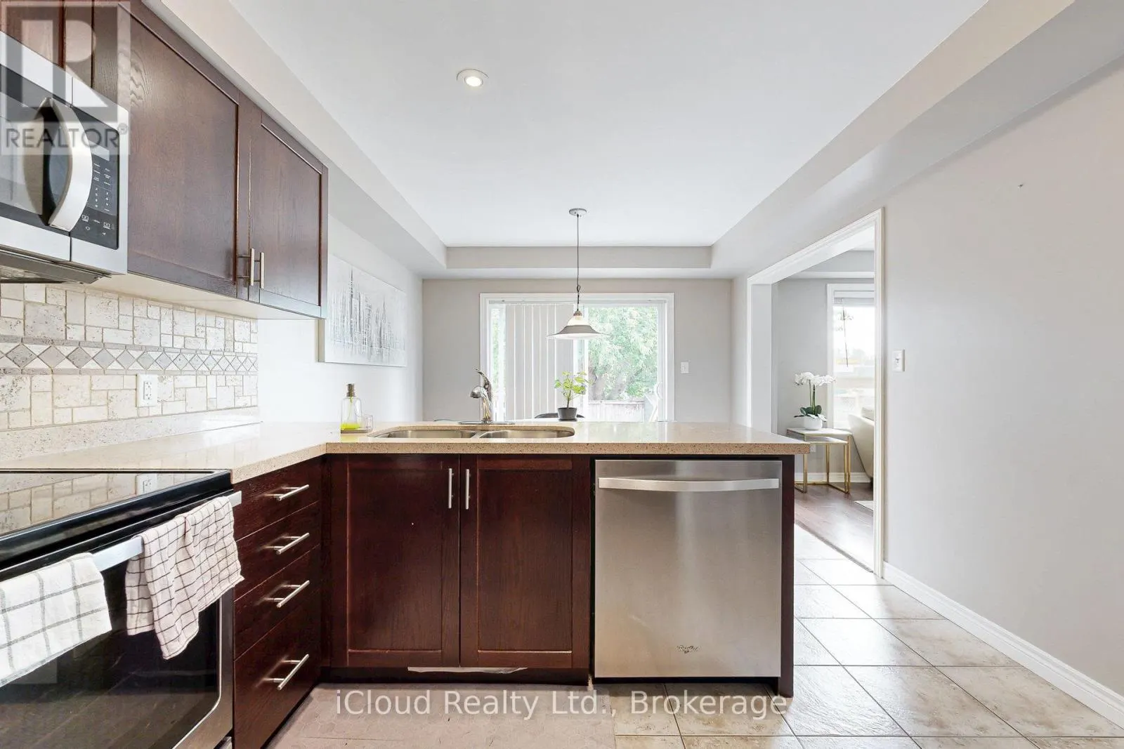 62 MCMANN CRESCENT