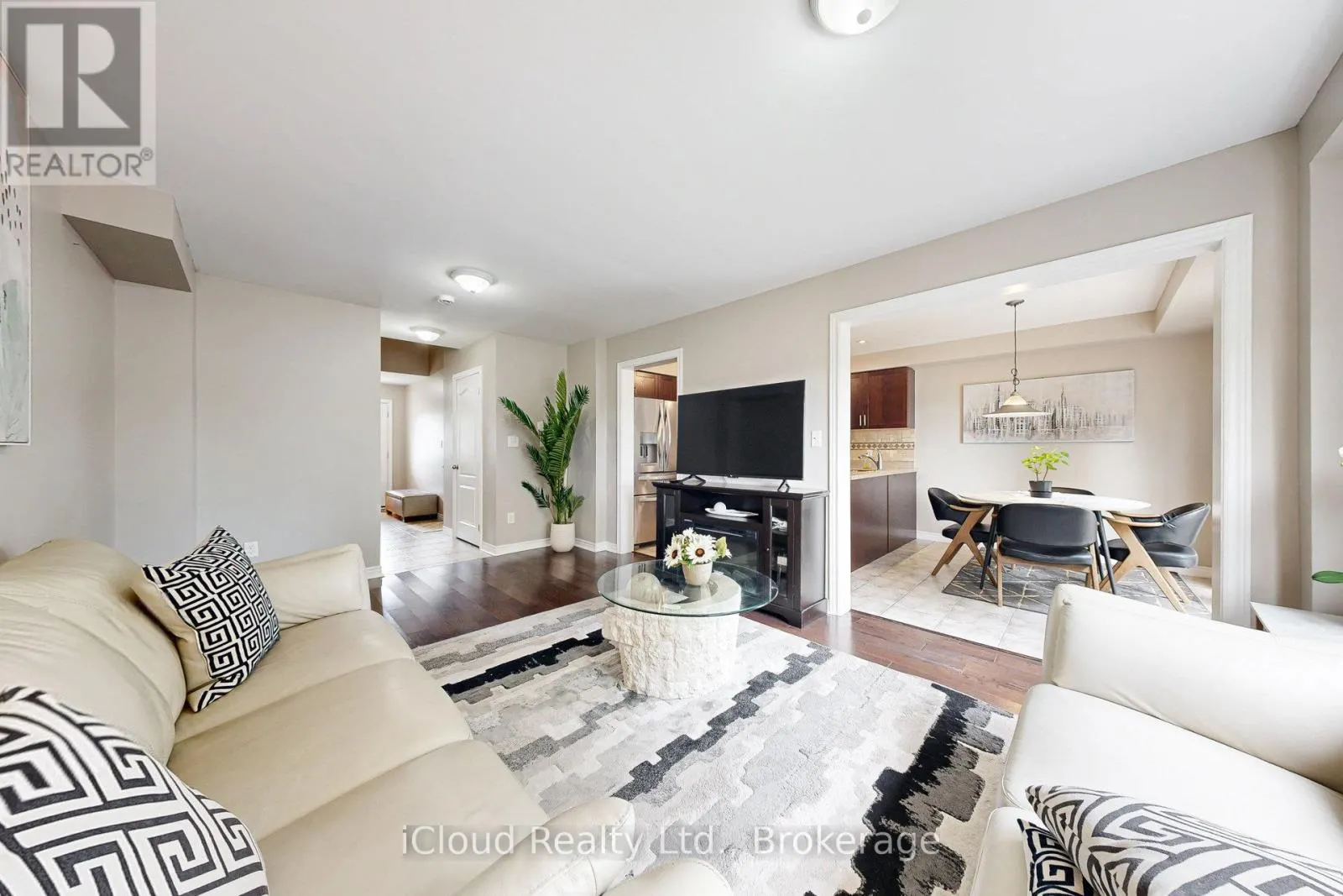 62 MCMANN CRESCENT