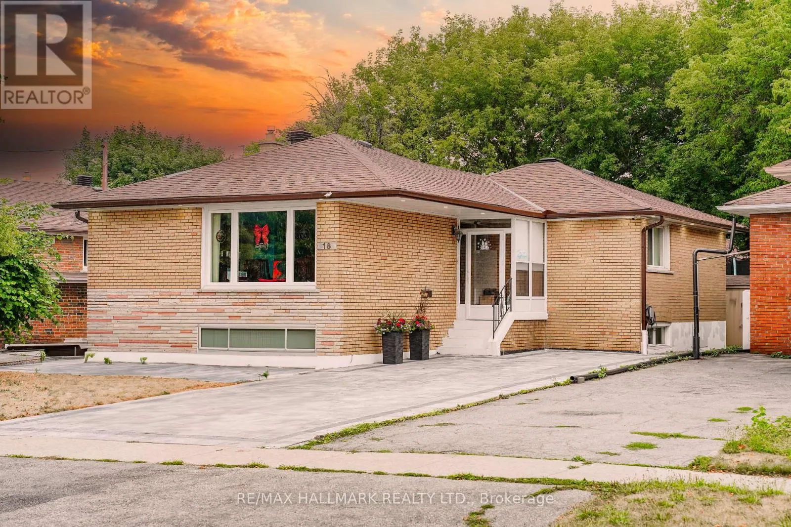 16 ARAMAN DRIVE