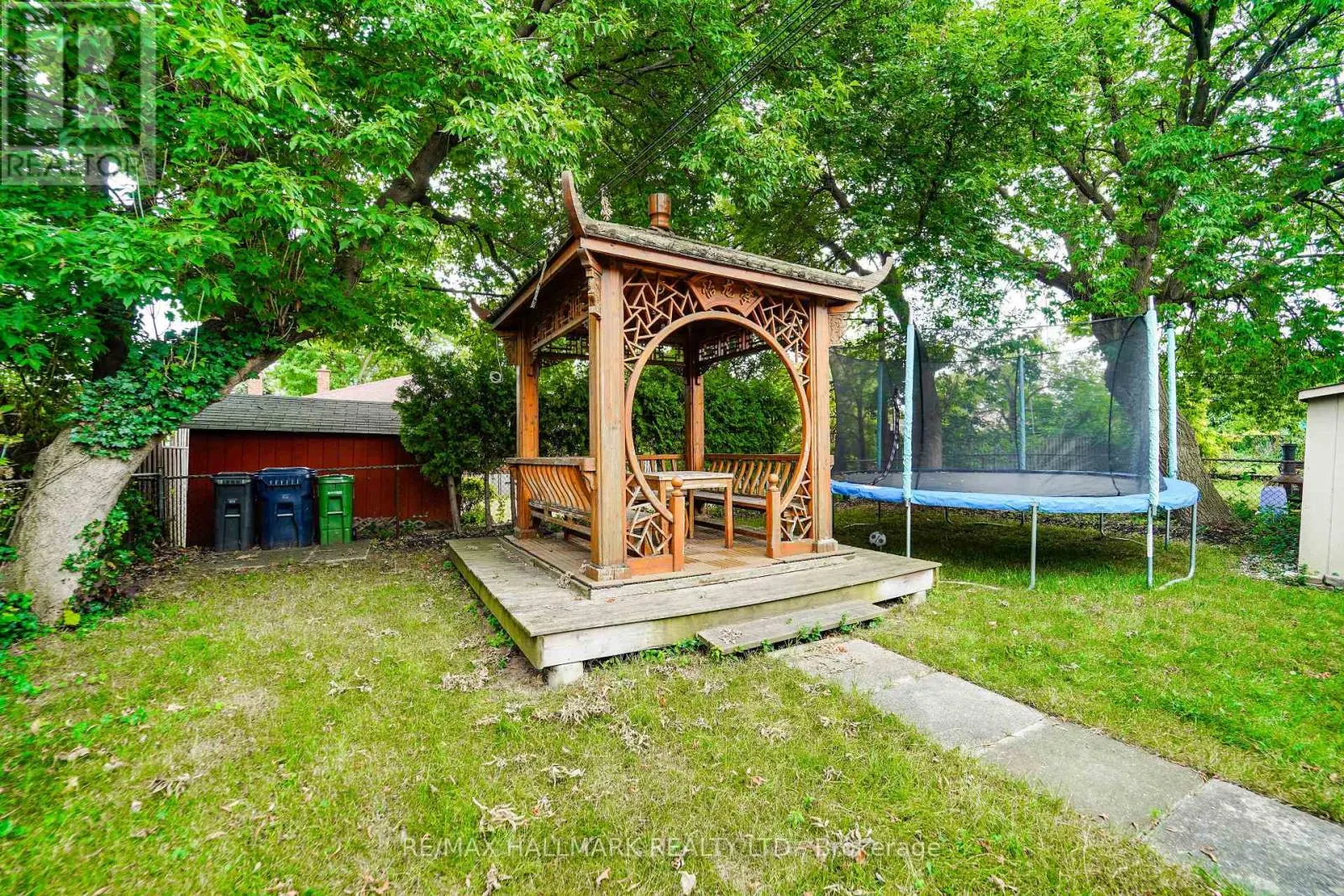 16 ARAMAN DRIVE