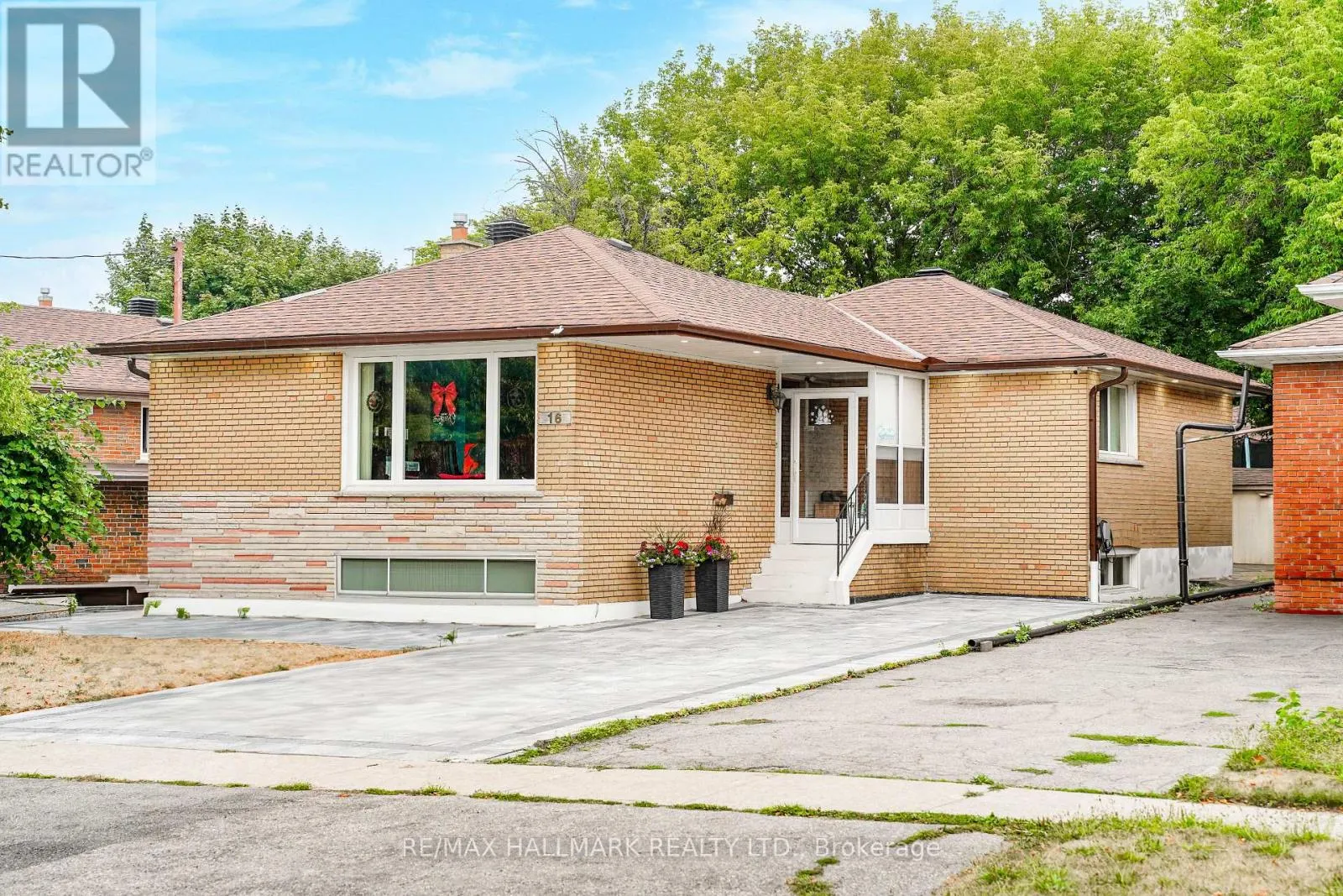 16 ARAMAN DRIVE
