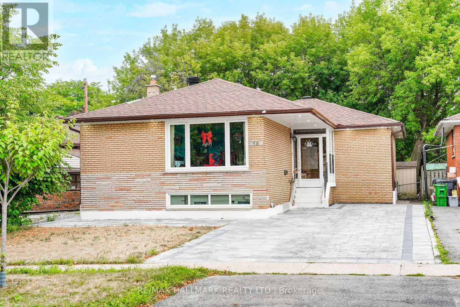 16 ARAMAN DRIVE