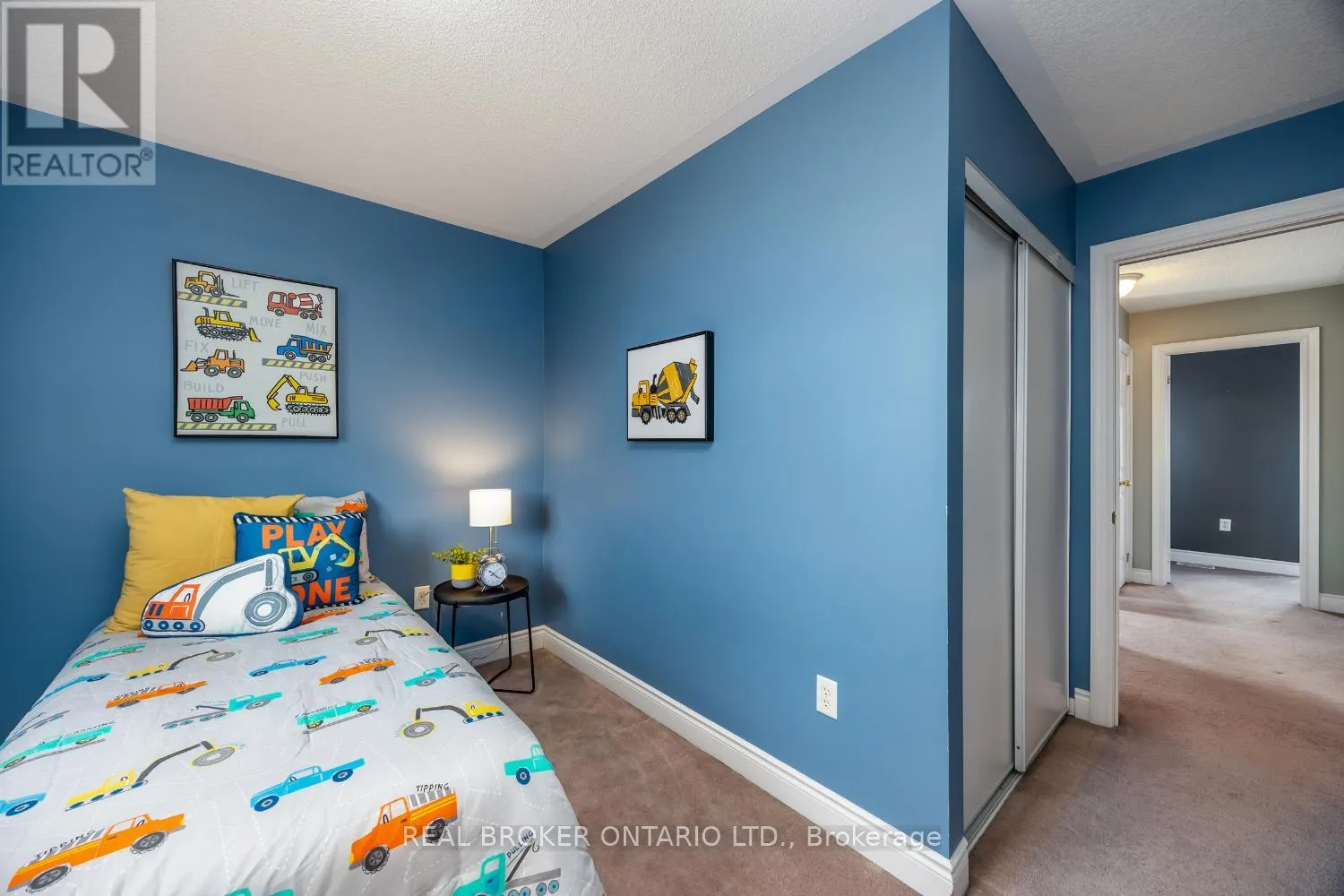115 WILLIAM COWLES DRIVE