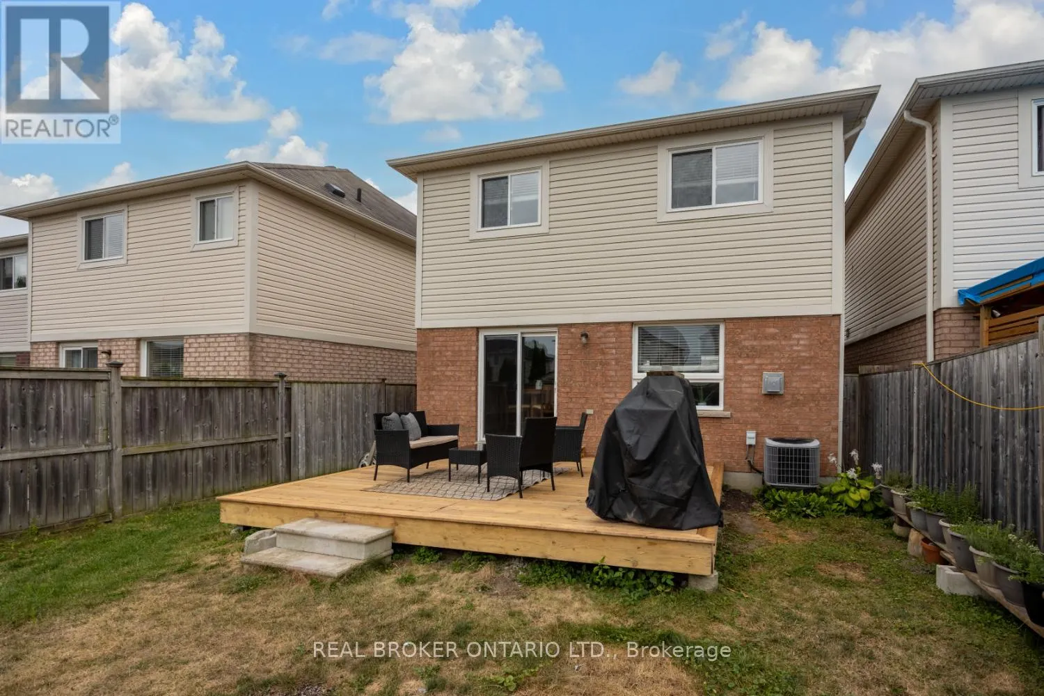 115 WILLIAM COWLES DRIVE