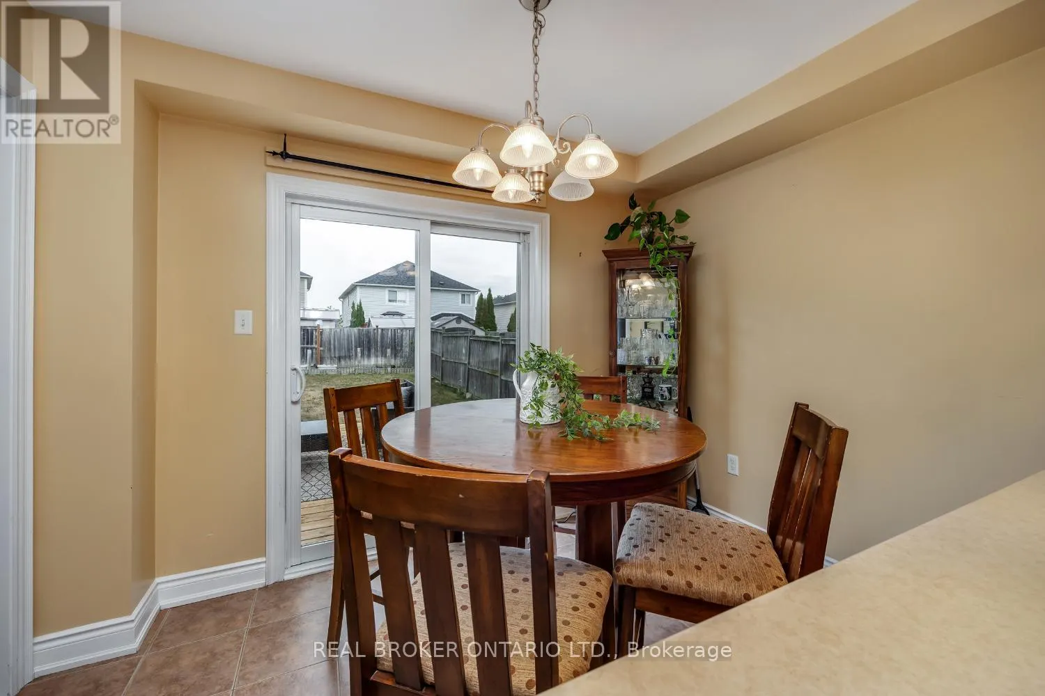 115 WILLIAM COWLES DRIVE