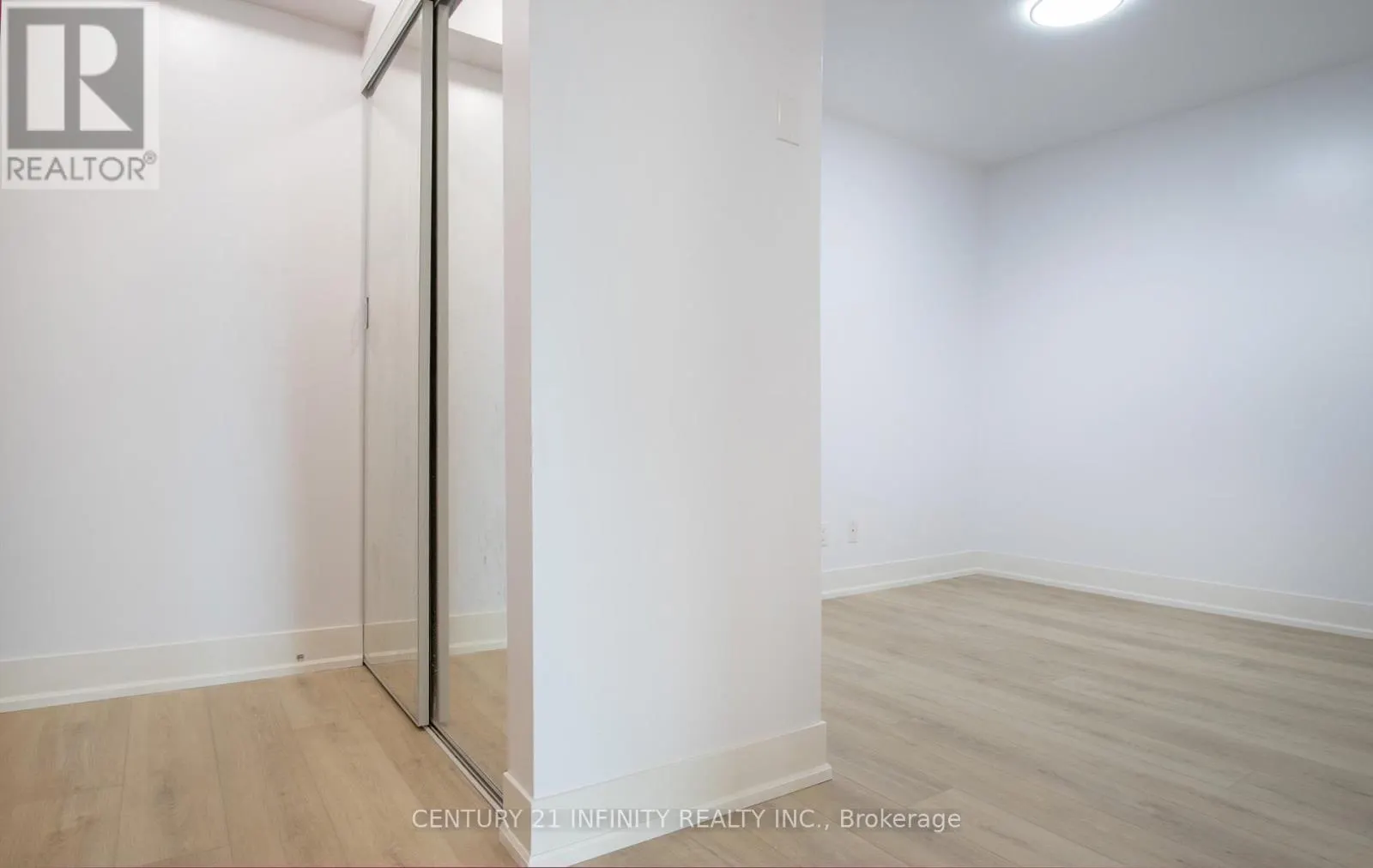 1006 - 1215 BAYLY STREET, #1006