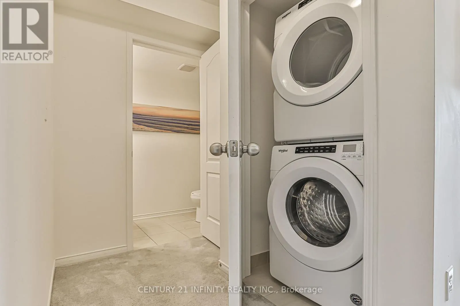 3 - 2605 DEPUTY MINISTER WAY, #3