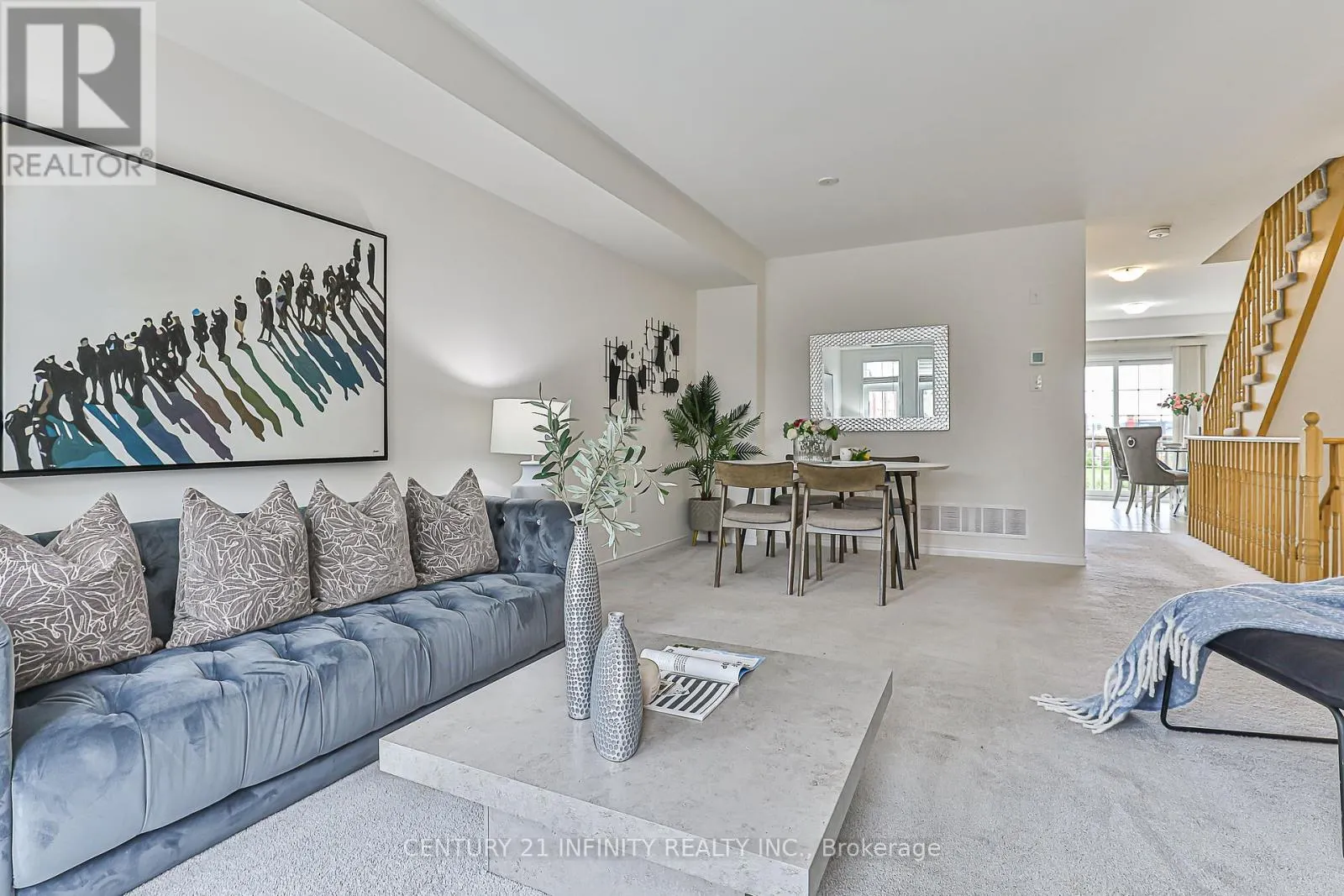 3 - 2605 DEPUTY MINISTER WAY, #3