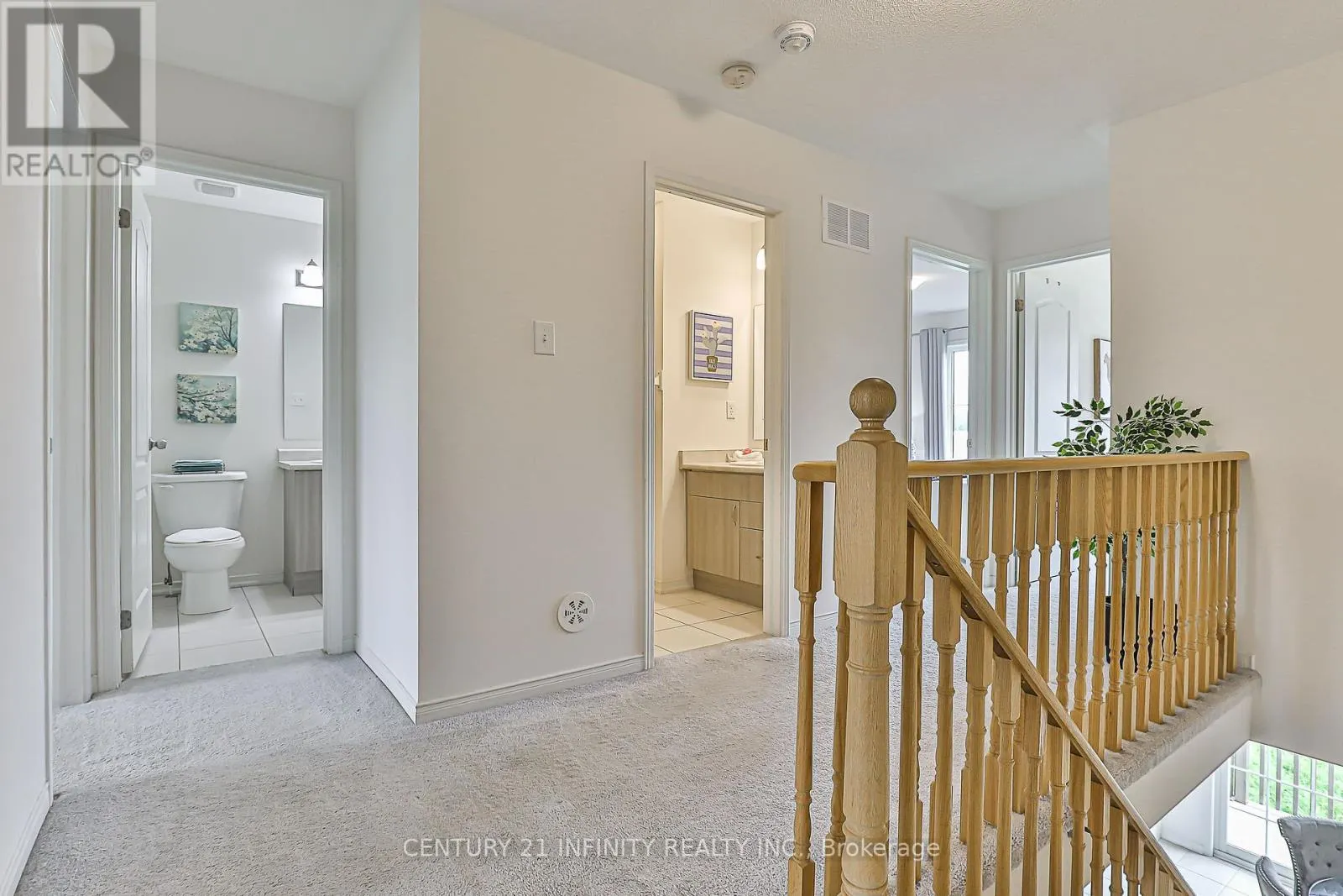 3 - 2605 DEPUTY MINISTER WAY, #3