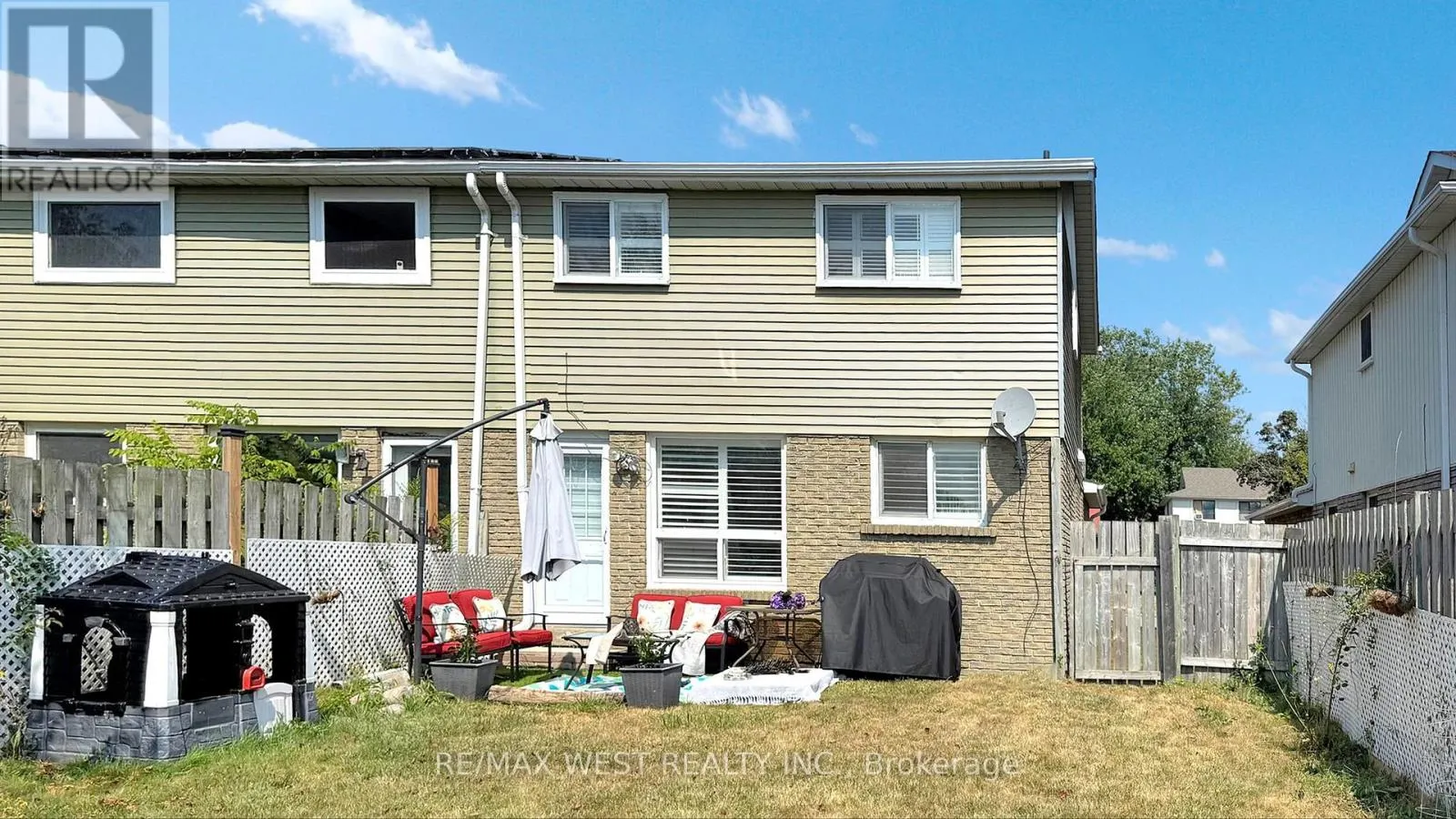 325 KILLARNEY COURT