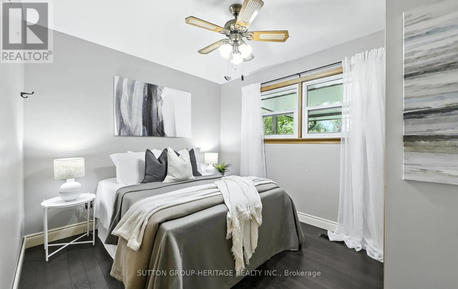 405 COLUMBUS ROAD W