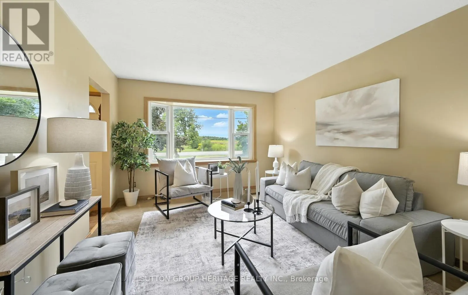 405 COLUMBUS ROAD W