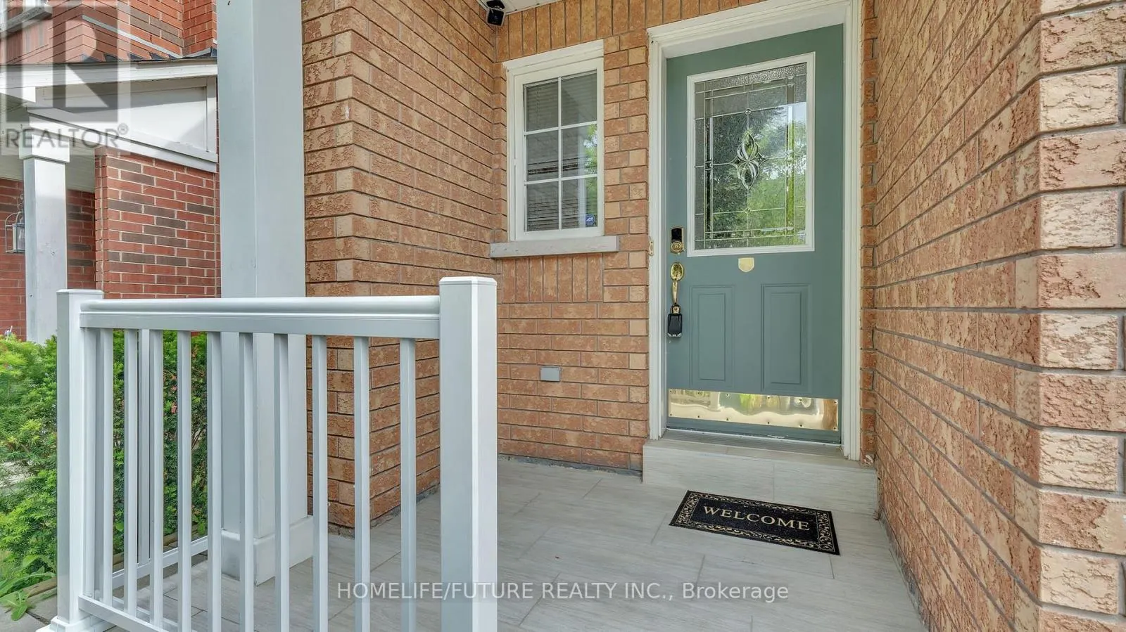 25 GATEWAY COURT