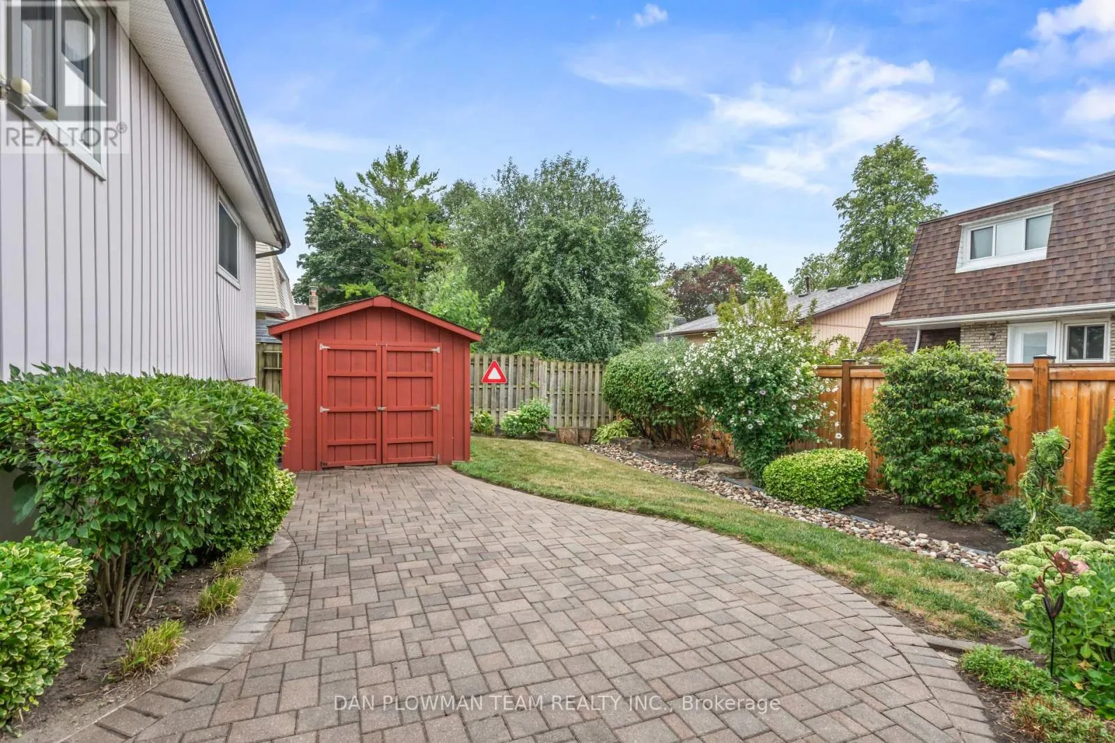 22 GERRIE COURT