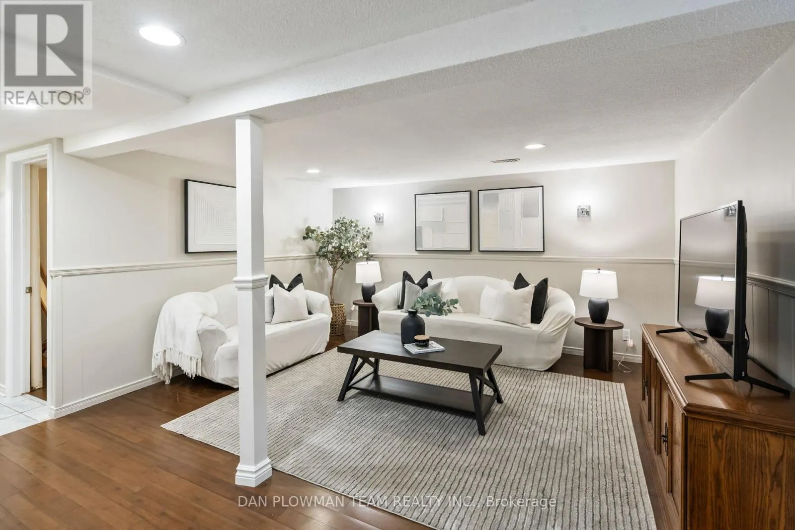 22 GERRIE COURT