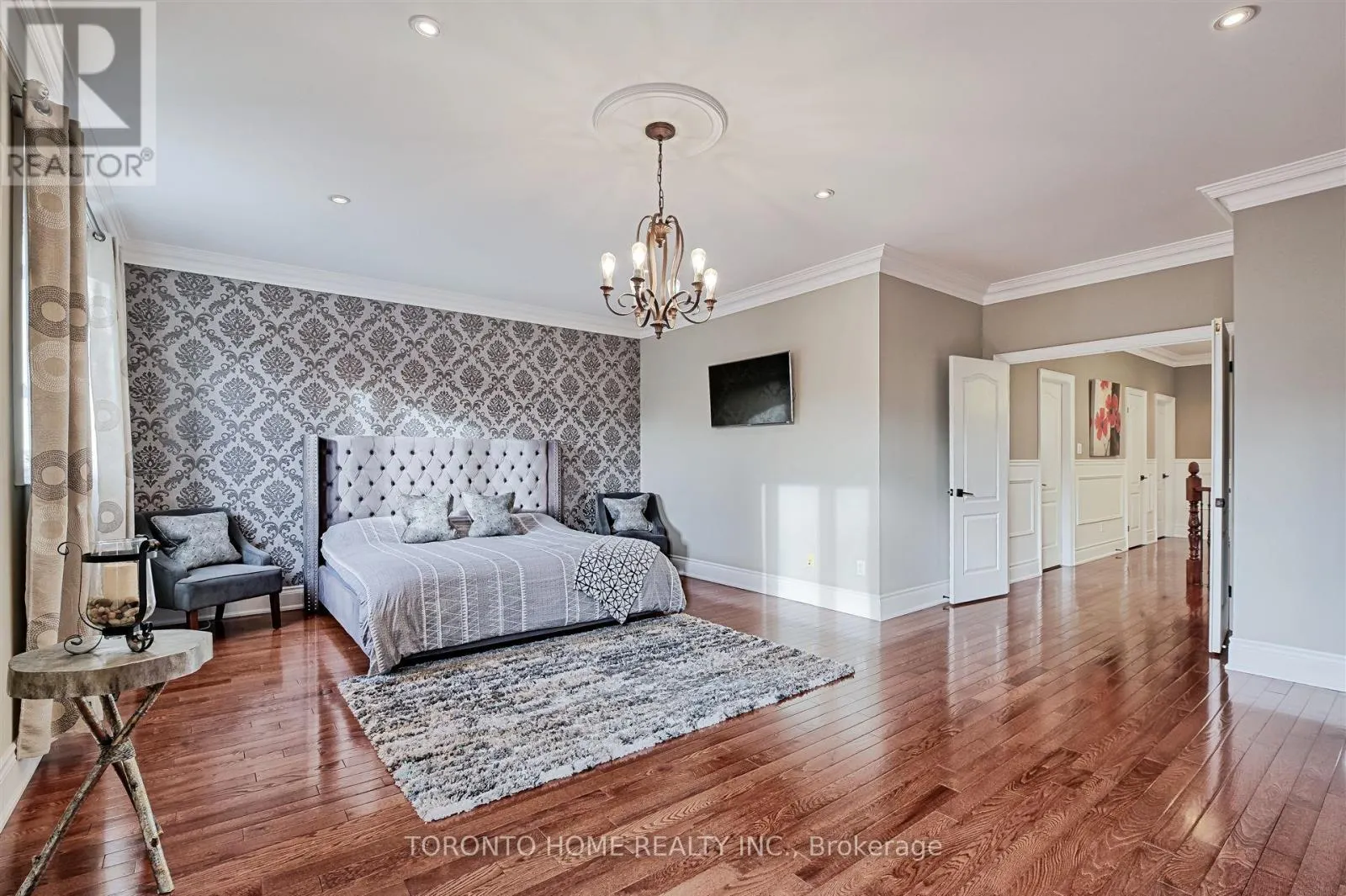 1799 GRAYABBEY COURT