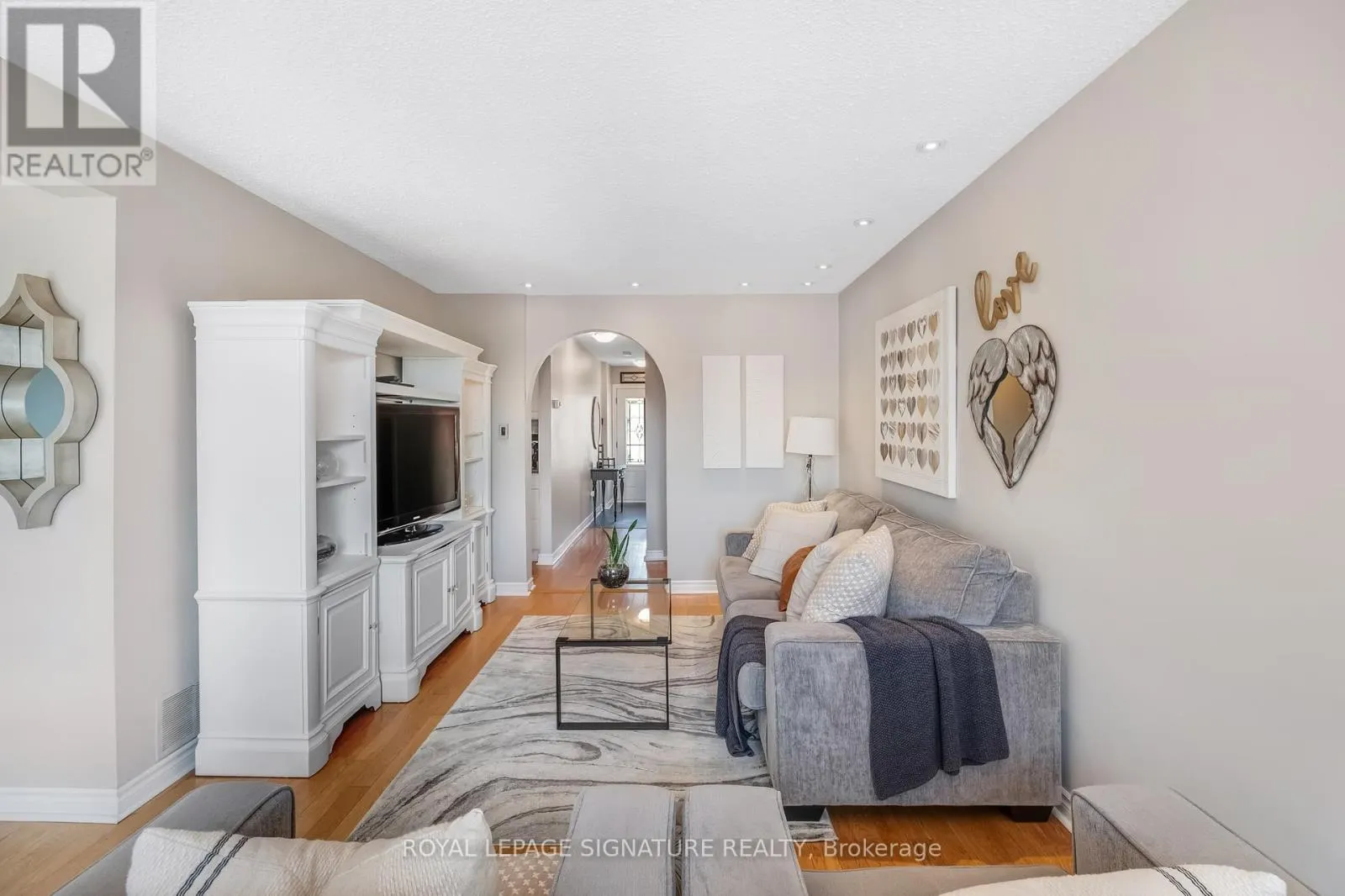 66 SPRINGHOUSE SQUARE