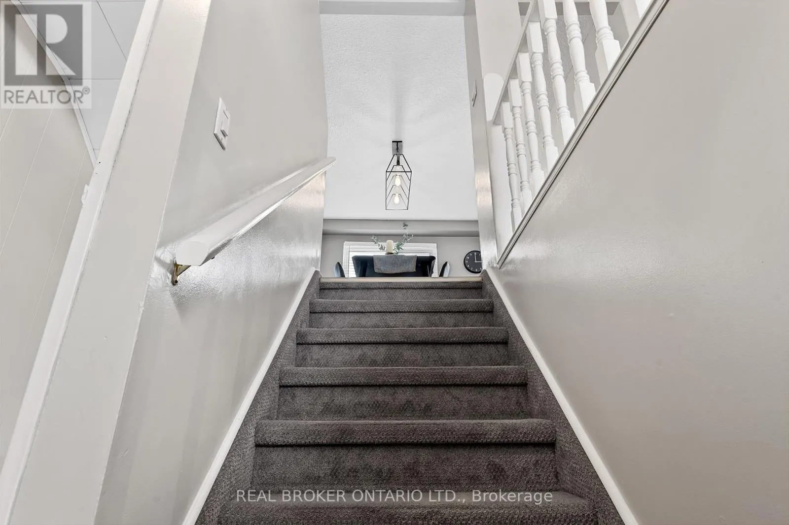 37 - 321 BLACKTHORN STREET