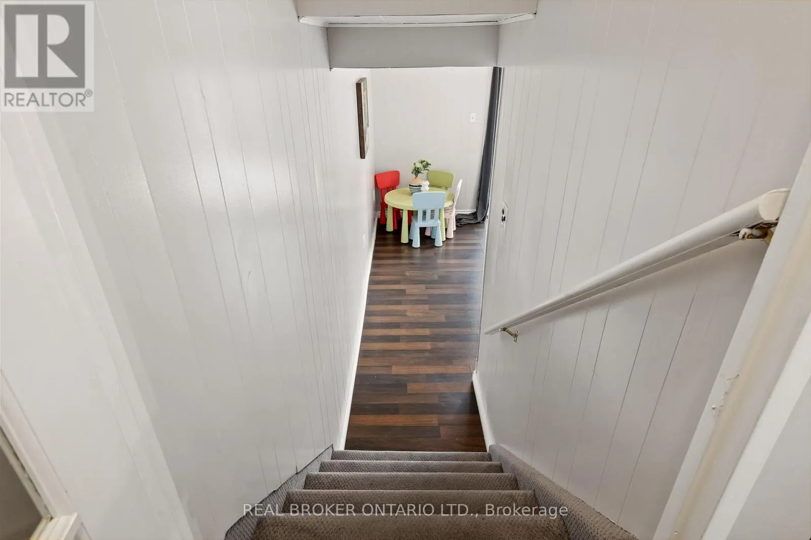 37 - 321 BLACKTHORN STREET