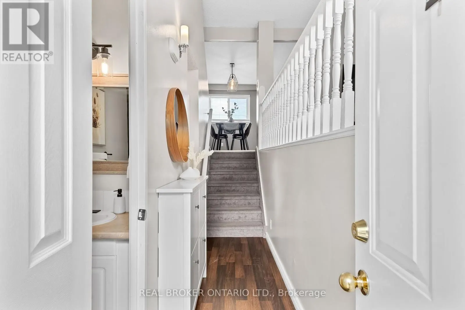 37 - 321 BLACKTHORN STREET