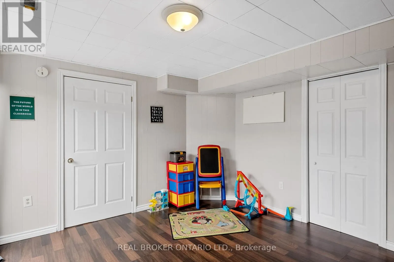 37 - 321 BLACKTHORN STREET