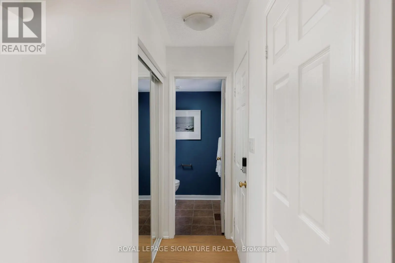 103 MEANDERING TRAIL
