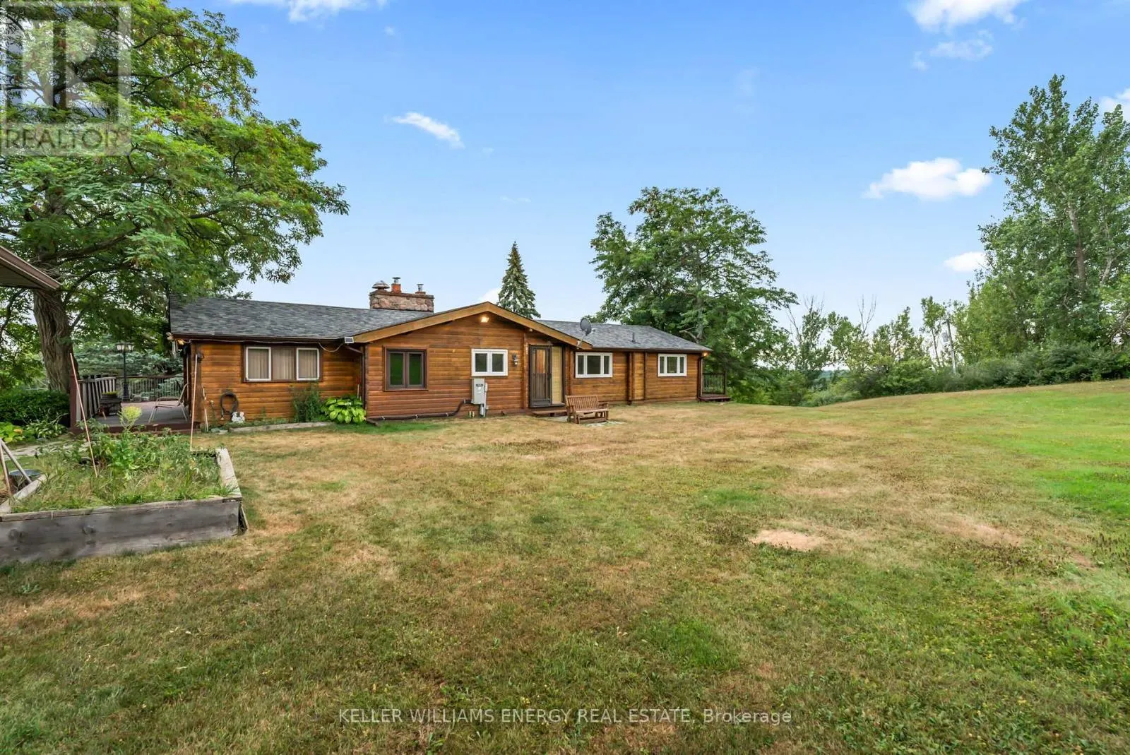 7368 MERCER ROAD