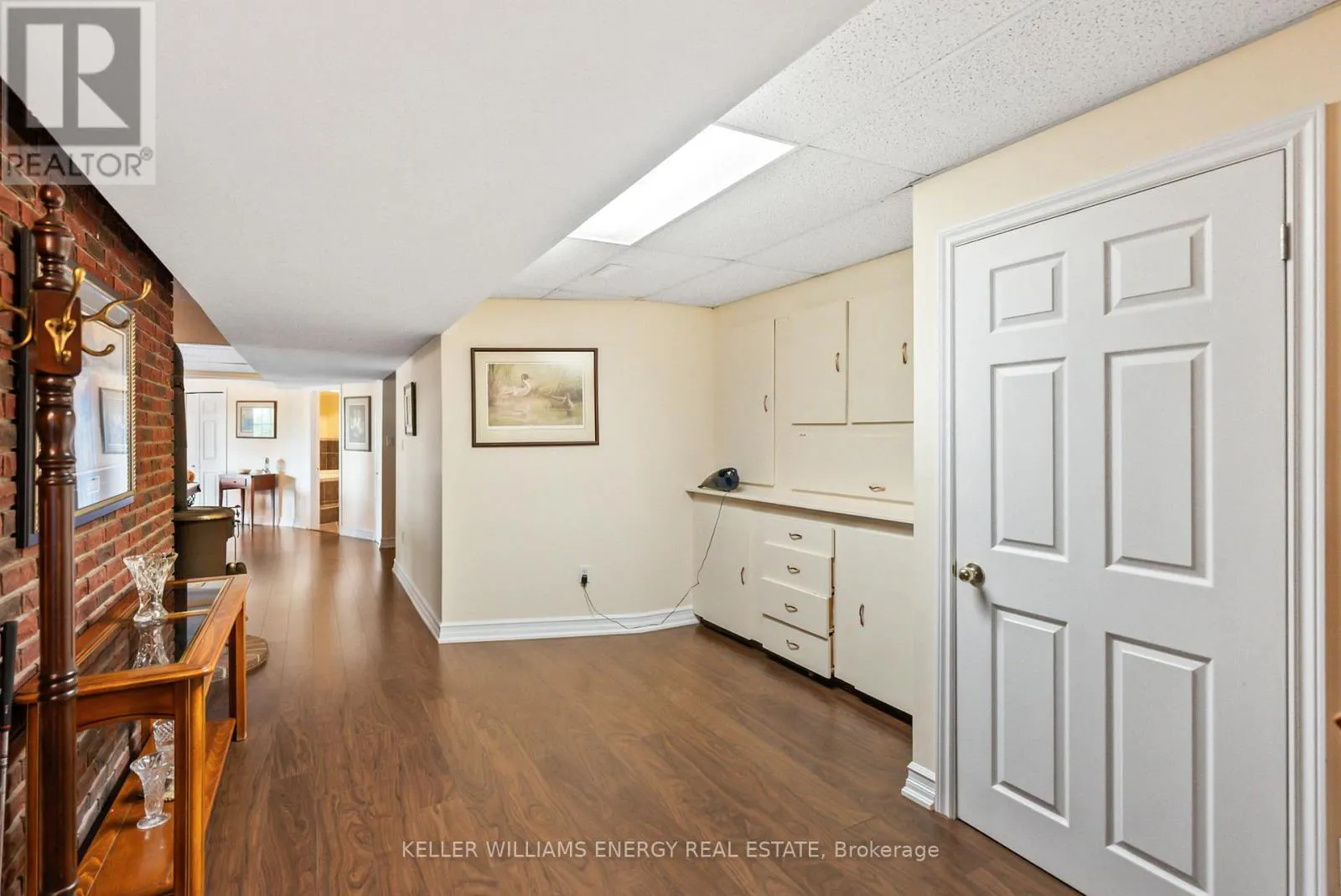 7368 MERCER ROAD