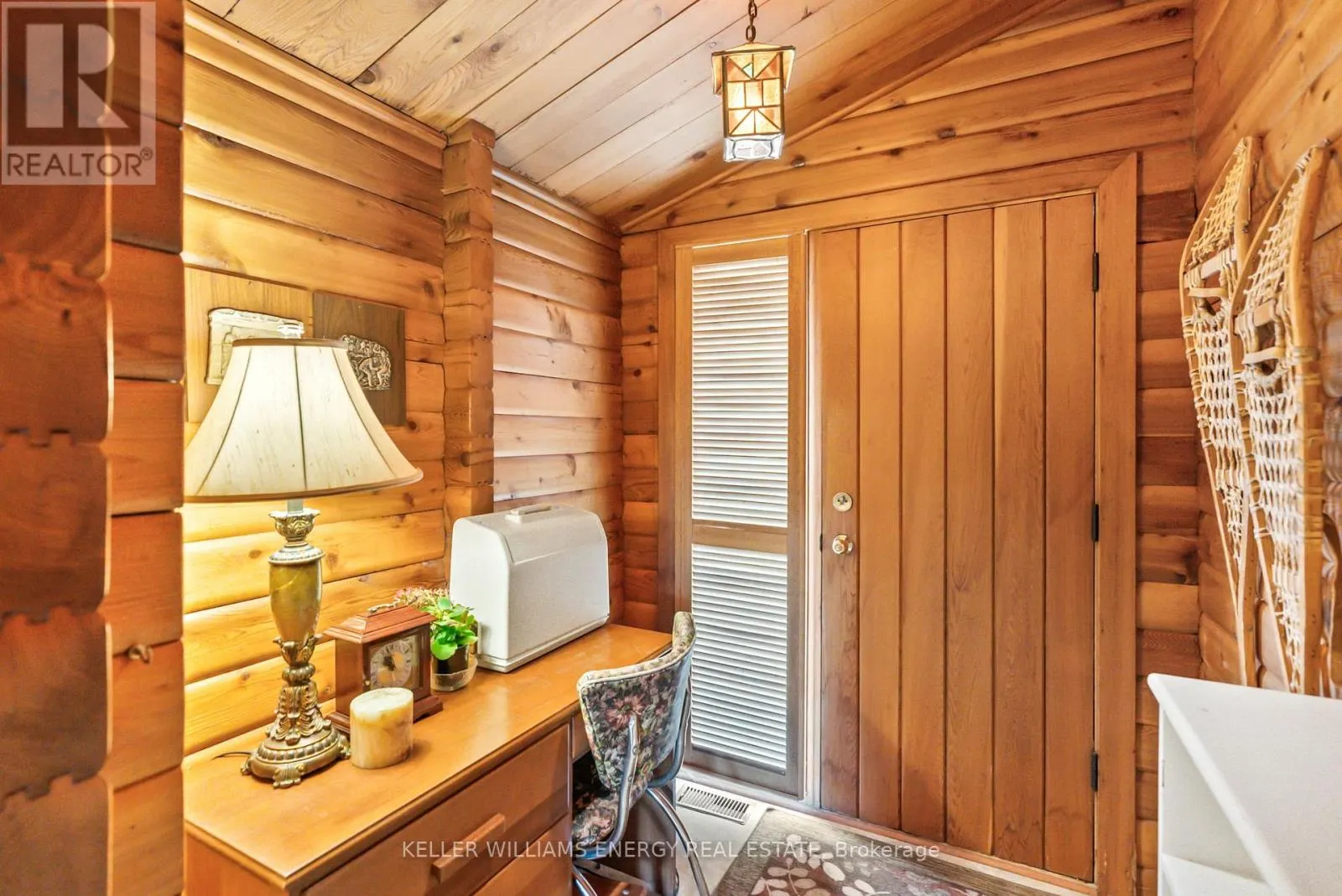 7368 MERCER ROAD