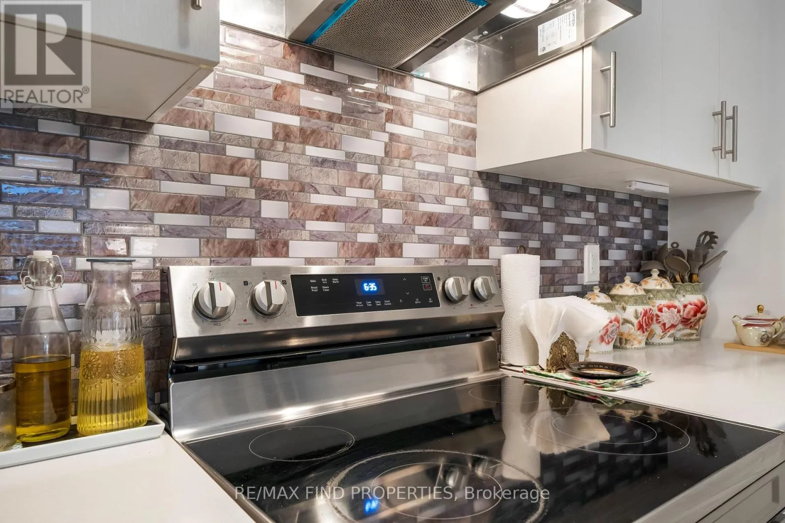 1125 LOCKIE DRIVE