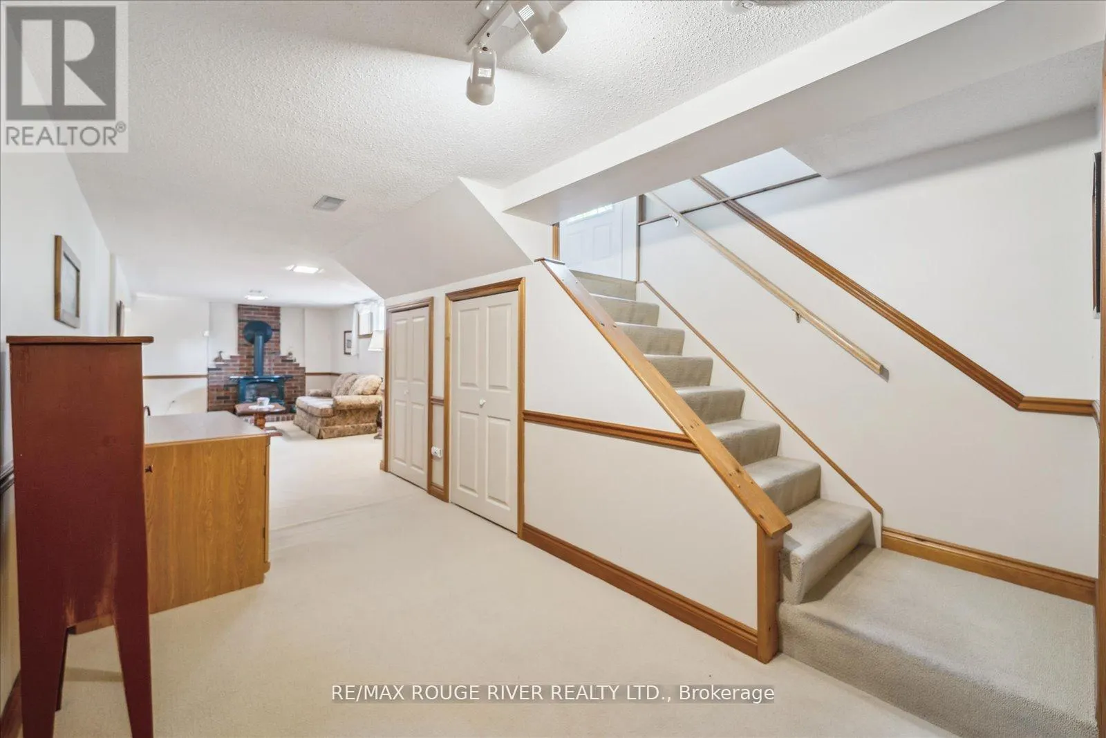 15 WESTWOOD DRIVE