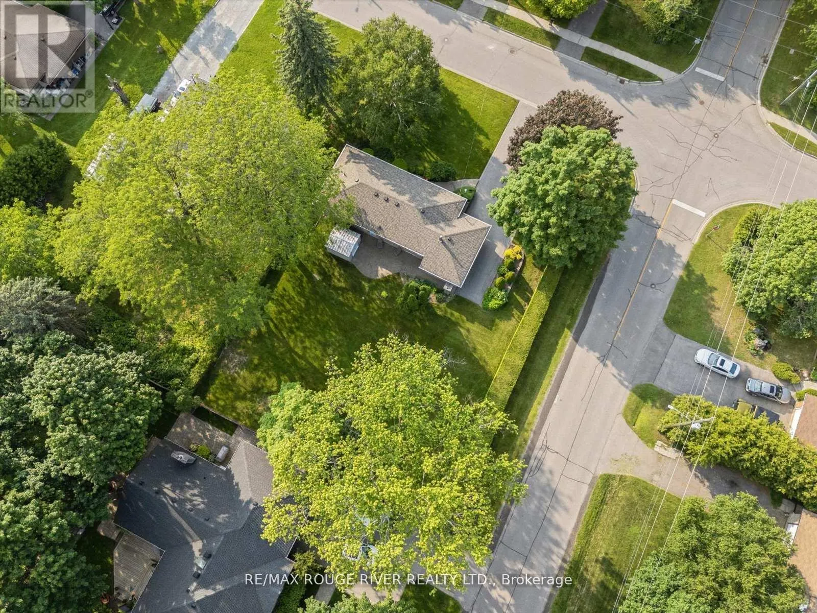 15 WESTWOOD DRIVE