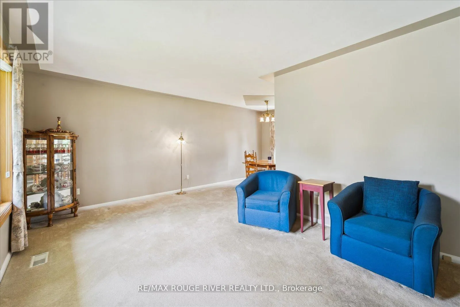 15 WESTWOOD DRIVE