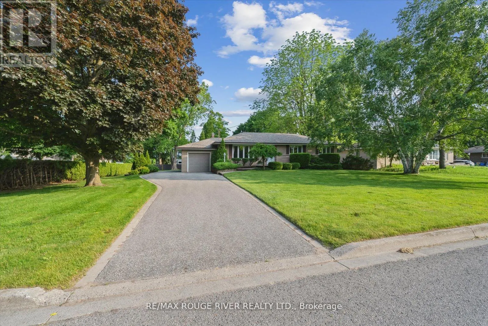 15 WESTWOOD DRIVE