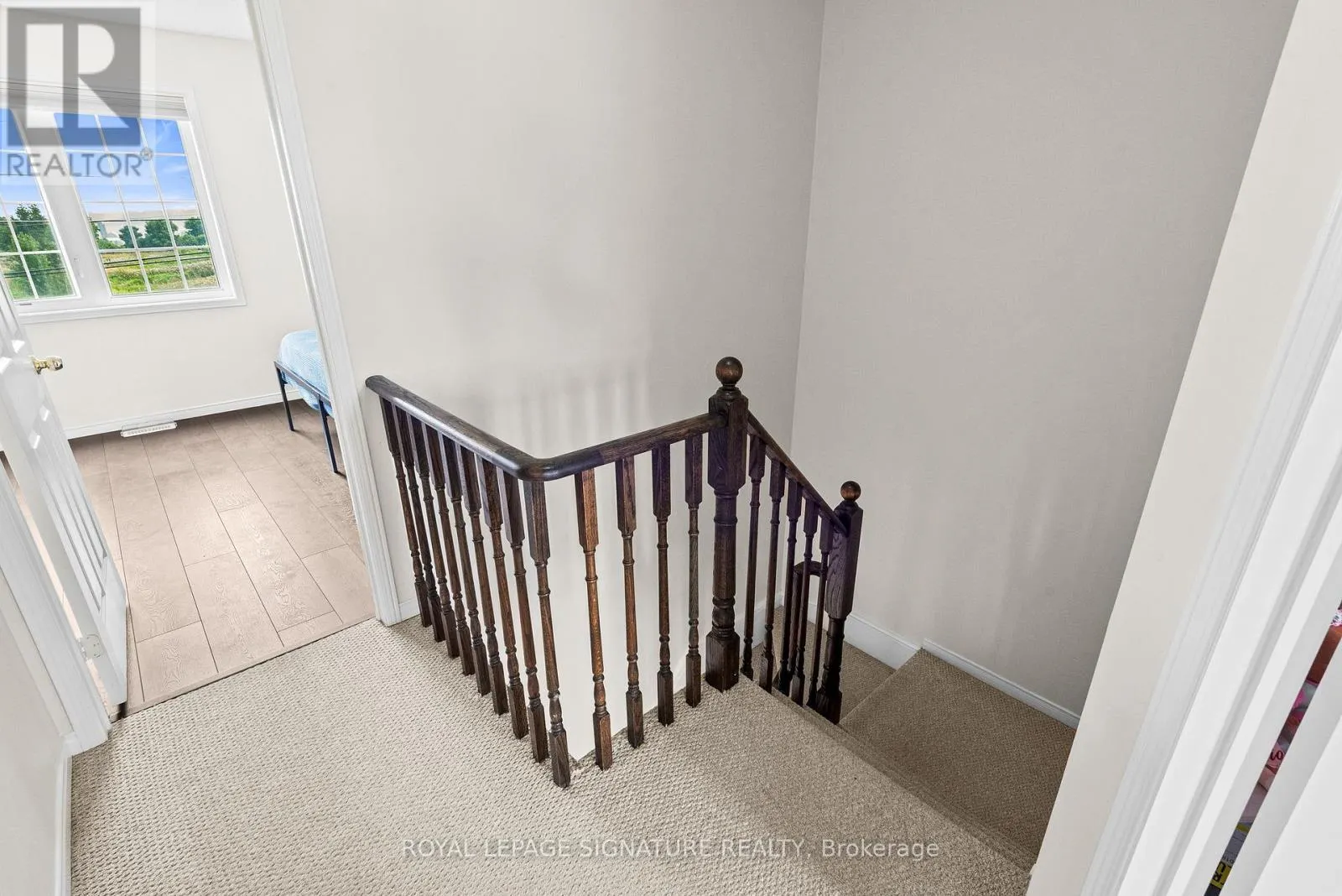 898 AUDLEY ROAD N