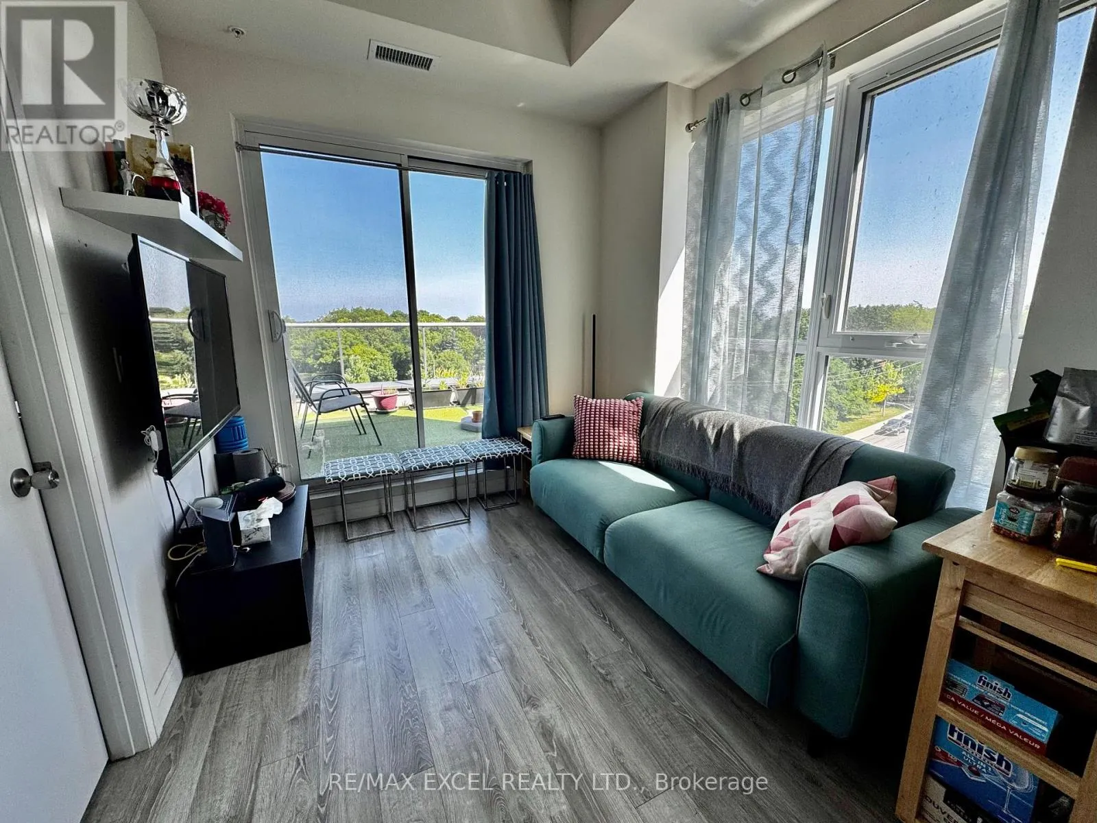 610 - 22 EAST HAVEN DRIVE