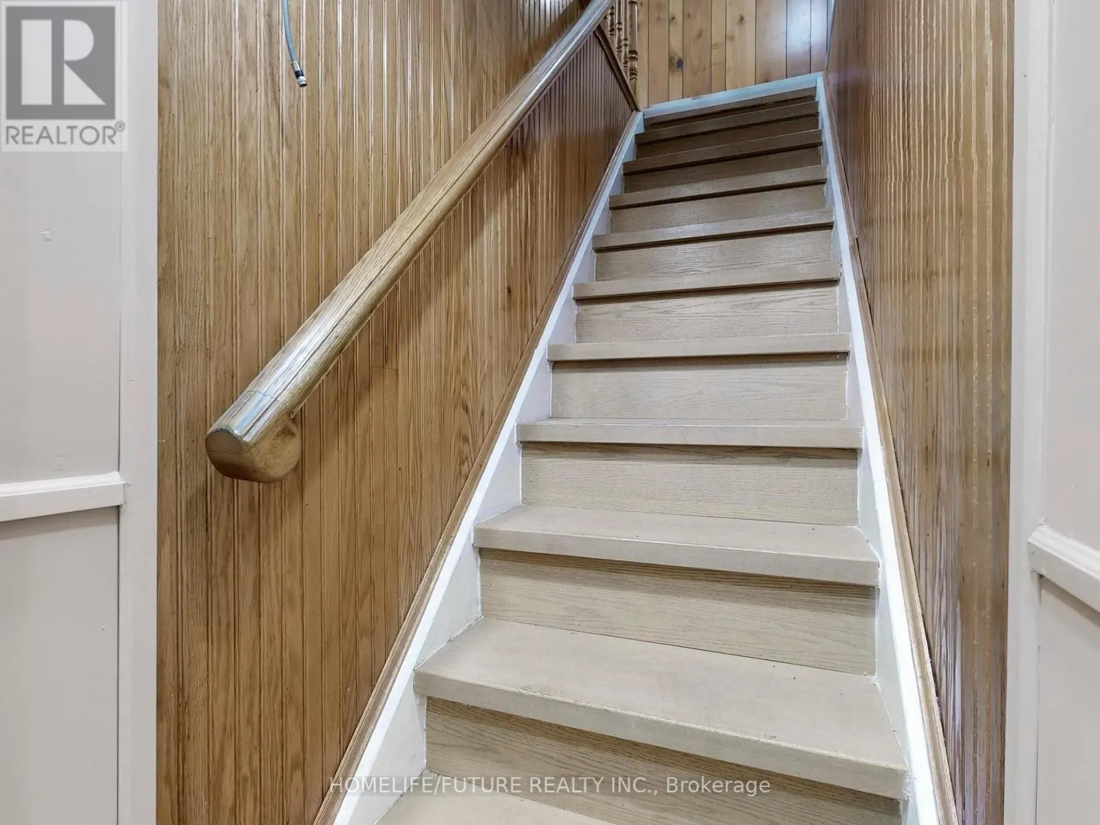 1500 SIMCOE STREET N