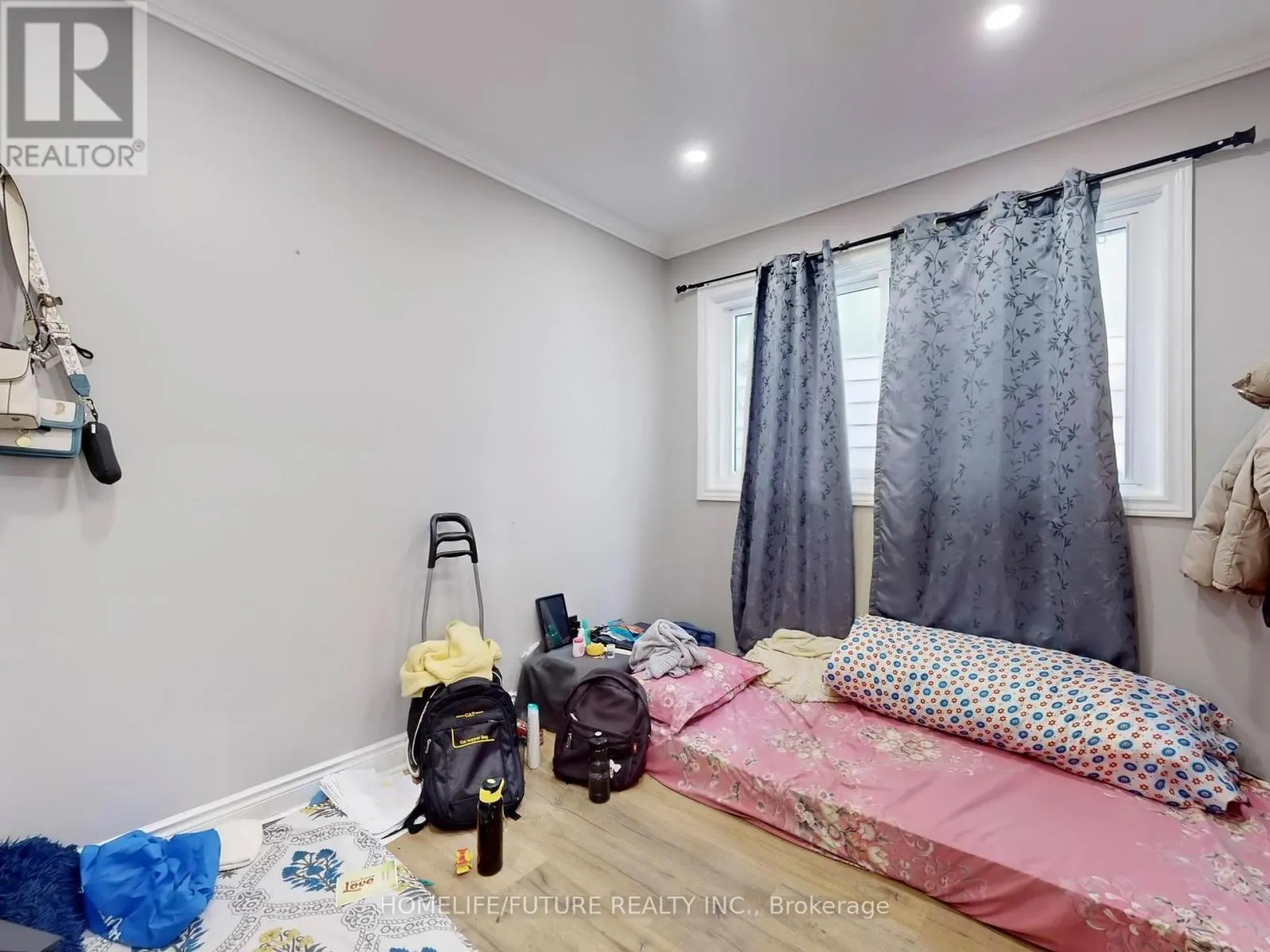 1500 SIMCOE STREET N